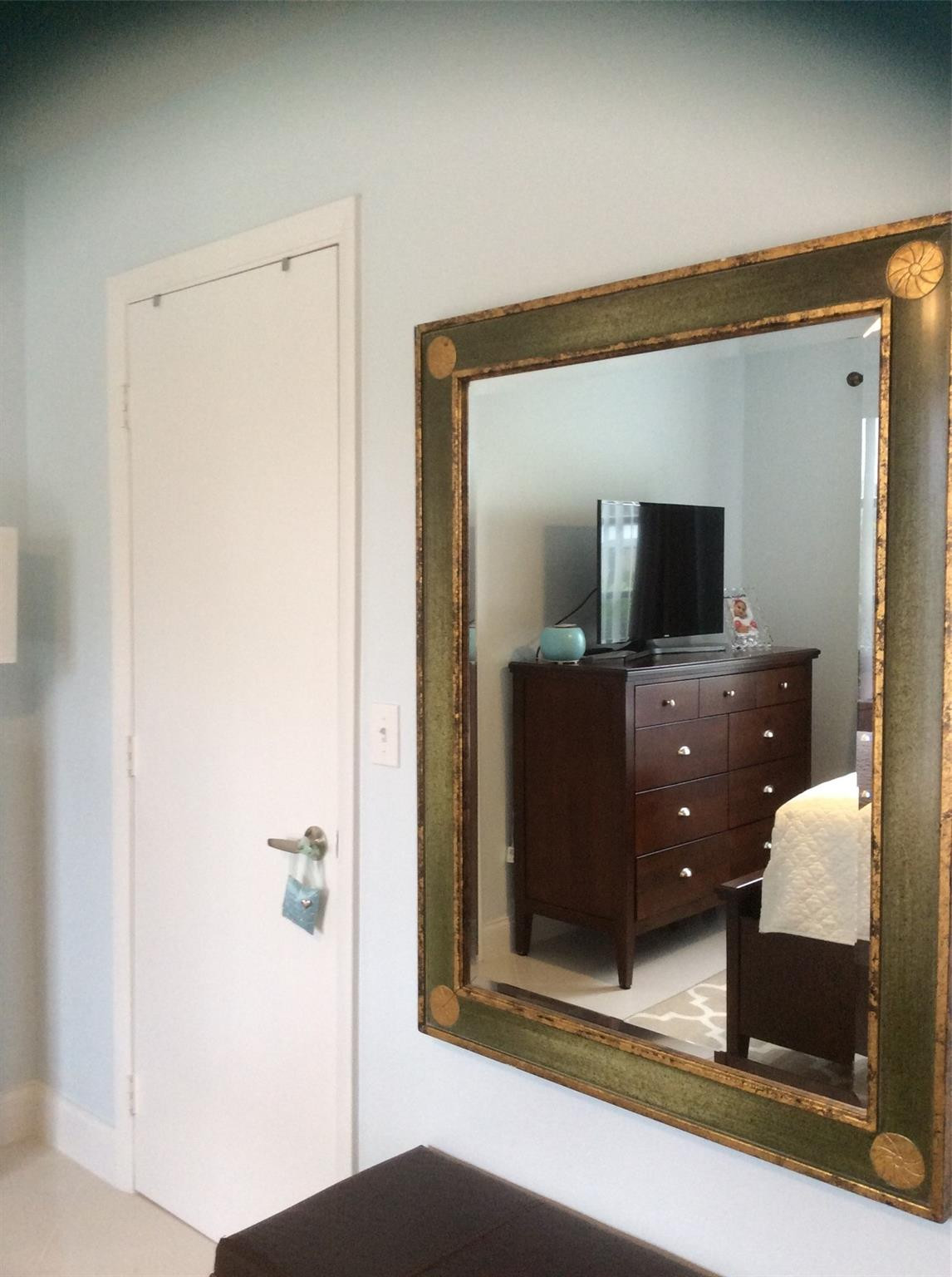 CYPRESS BEND CONDOMINIUM V - Residential Lease