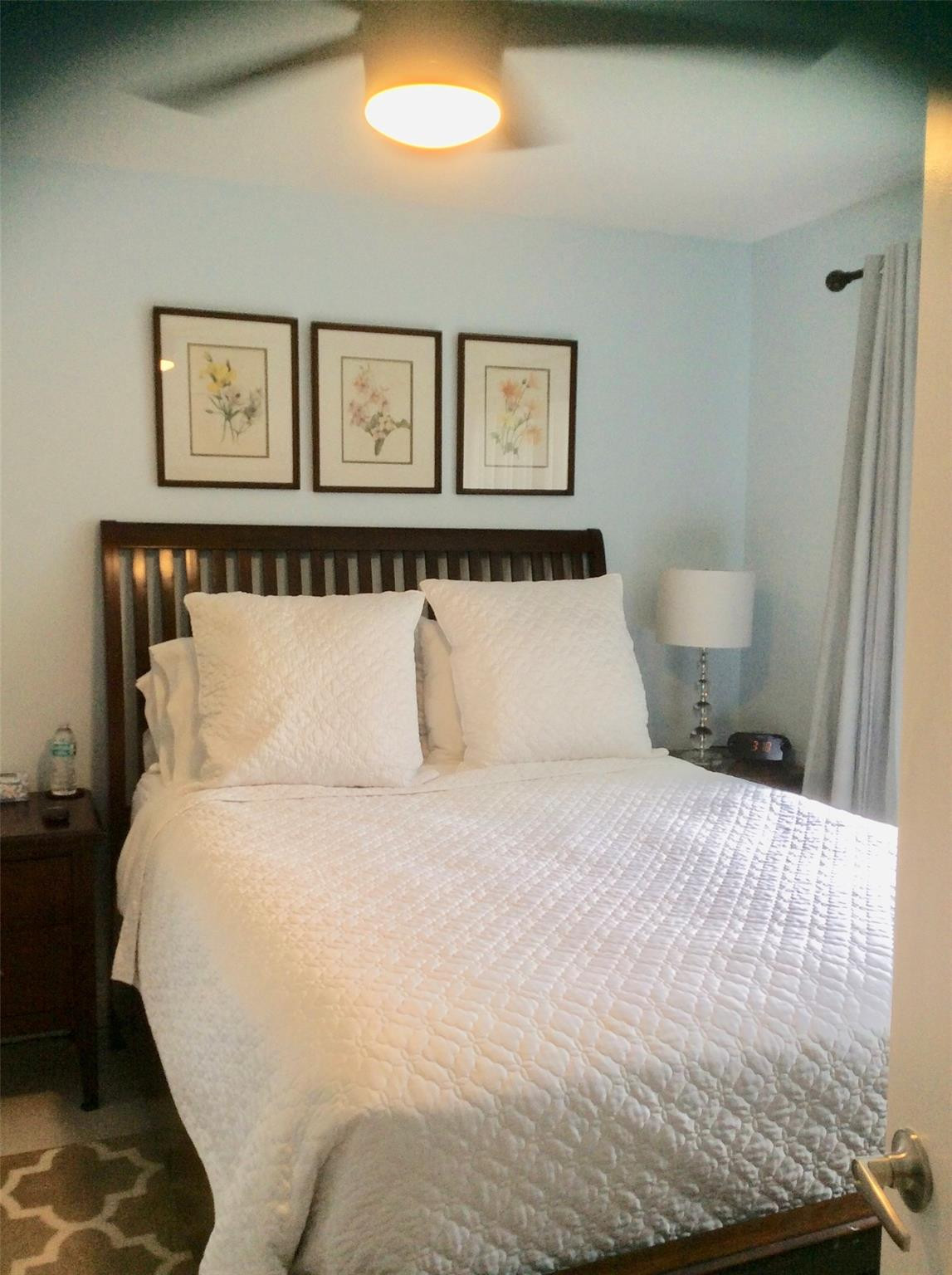 CYPRESS BEND CONDOMINIUM V - Residential Lease