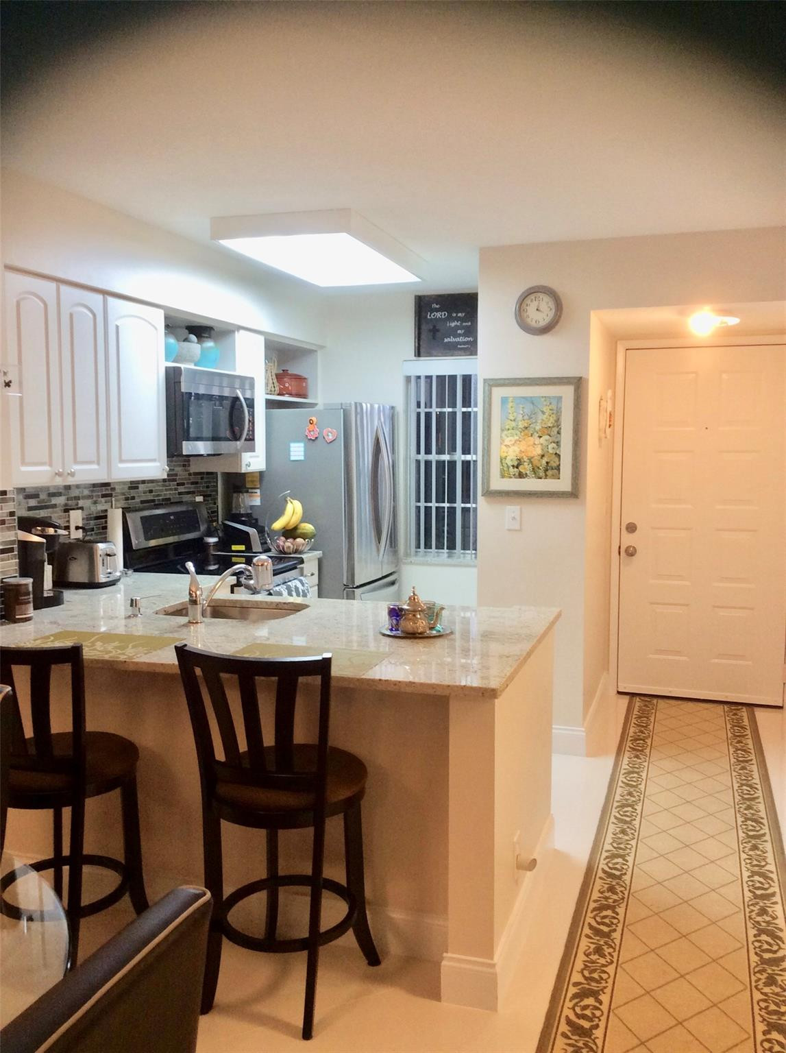 CYPRESS BEND CONDOMINIUM V - Residential Lease