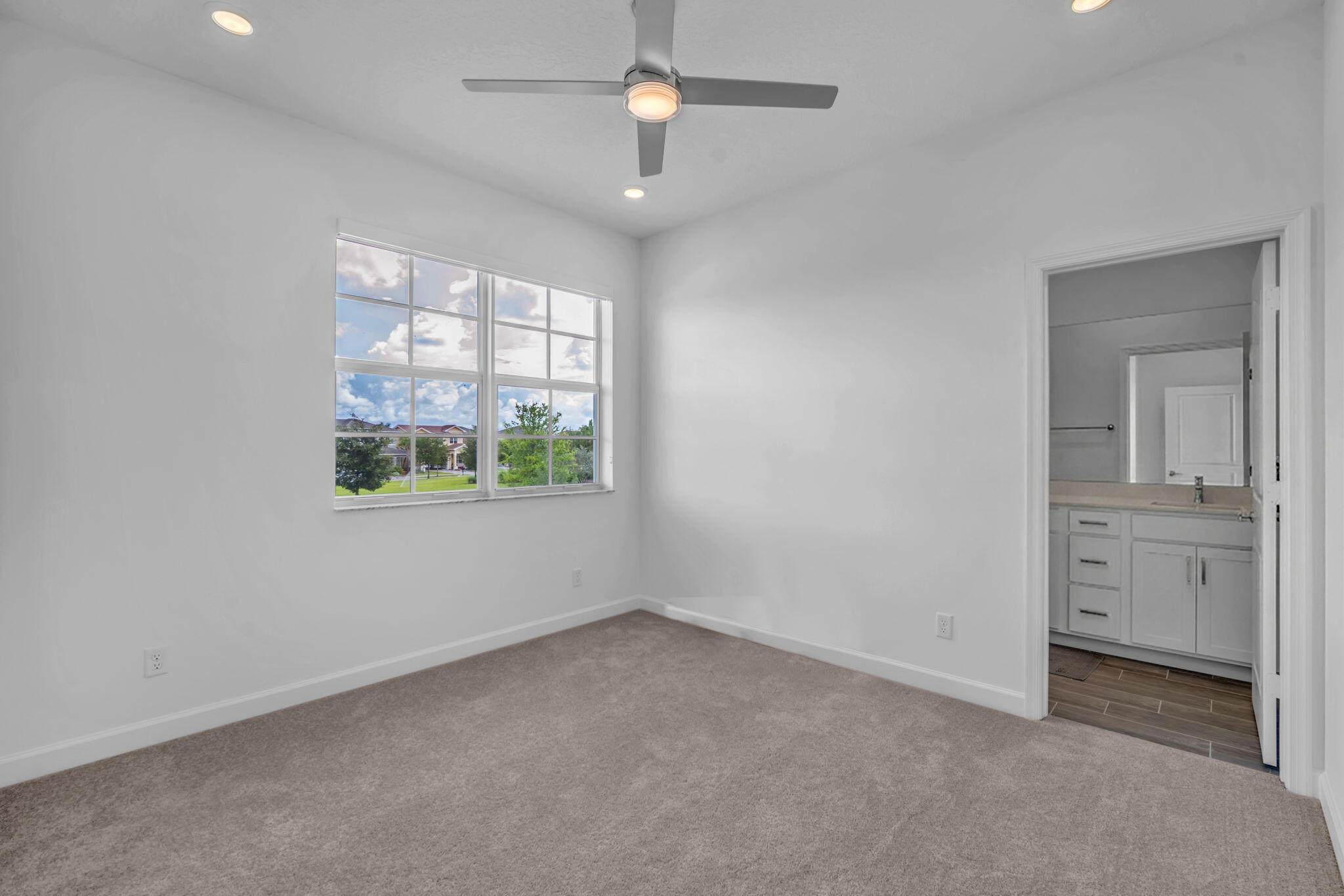 ARDEN PUD POD F WEST - Residential Lease