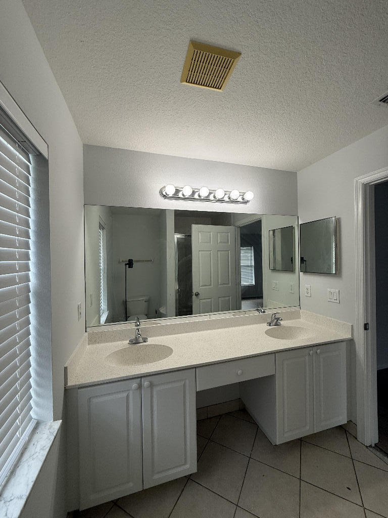 PORT ST LUCIE SECTION 7 - Residential