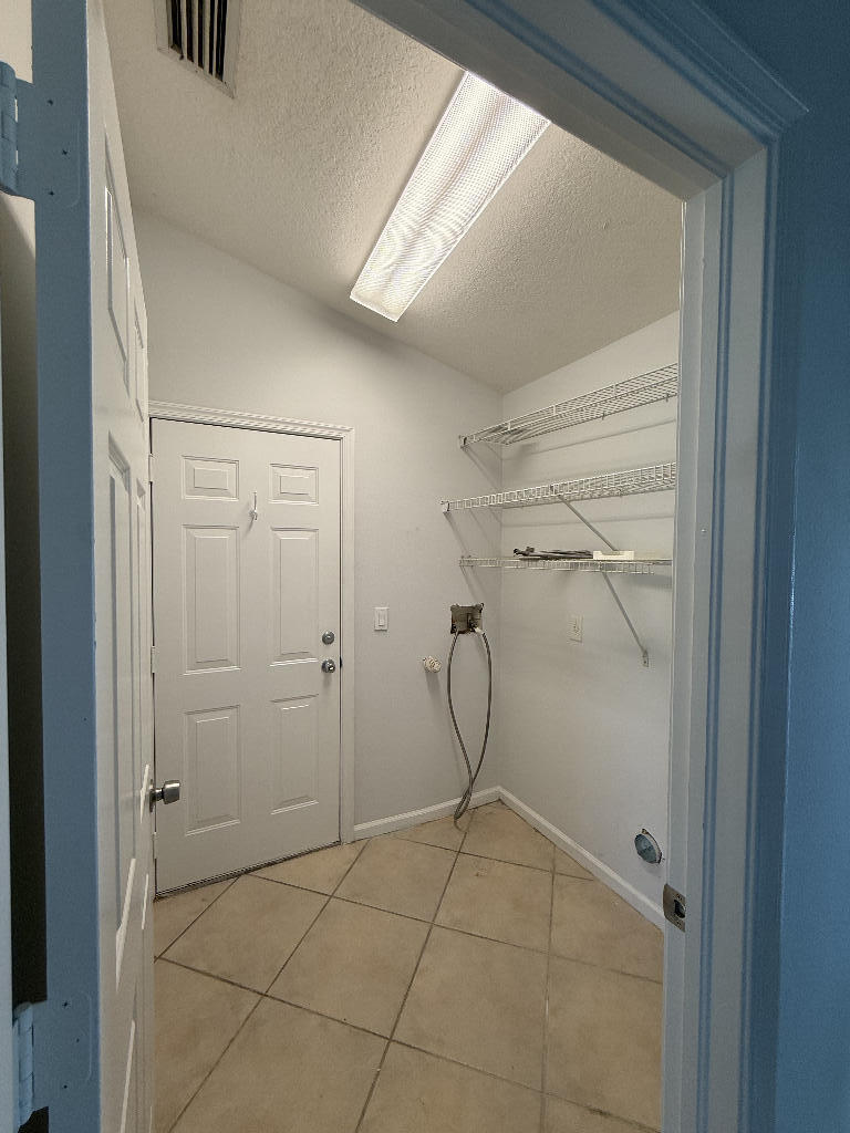PORT ST LUCIE SECTION 7 - Residential