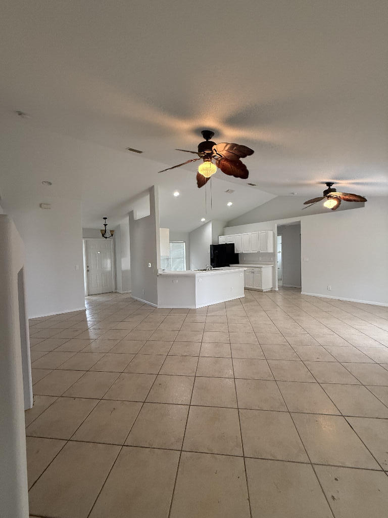 PORT ST LUCIE SECTION 7 - Residential