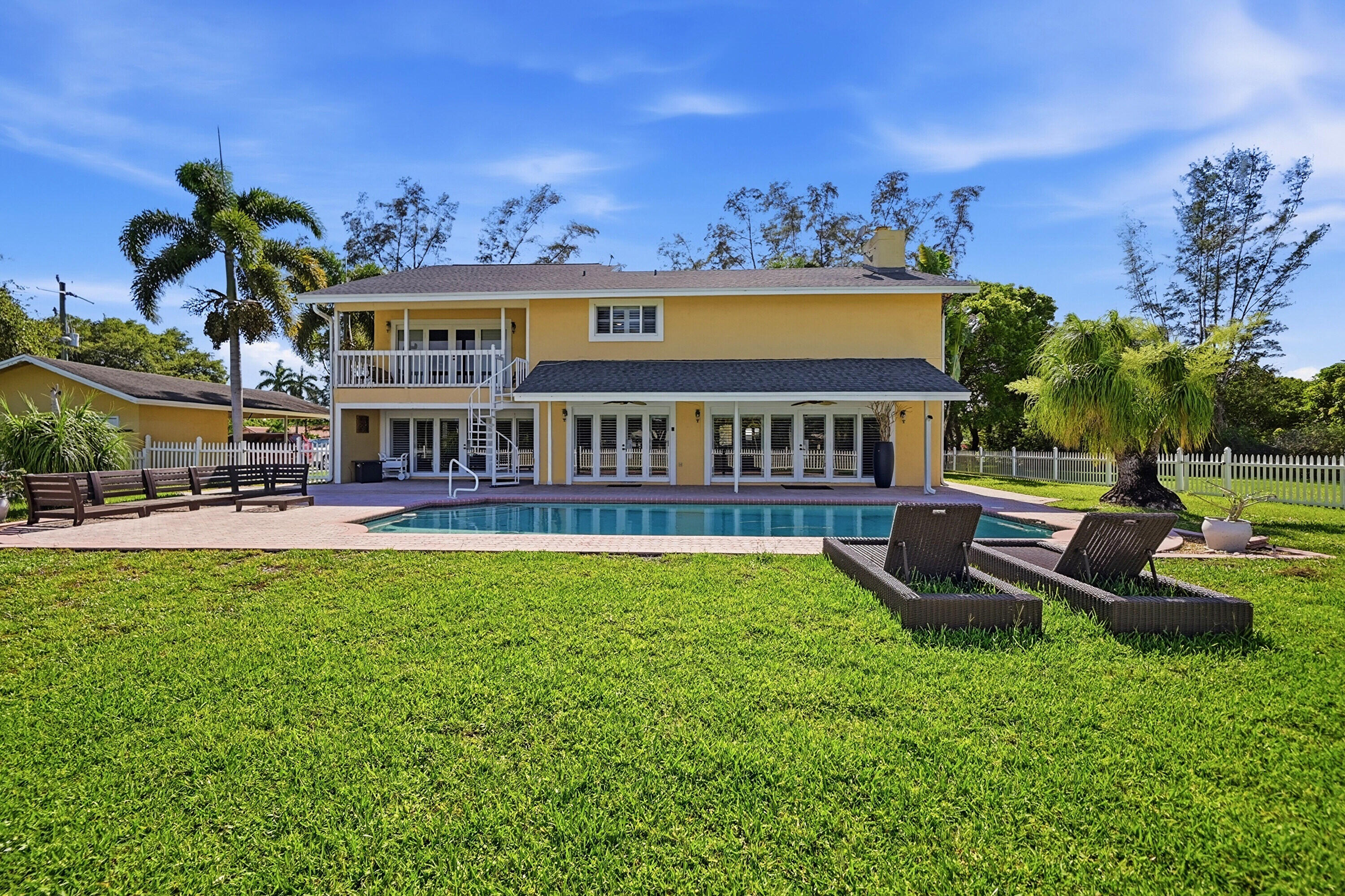 TARA ESTATES AS - Residential