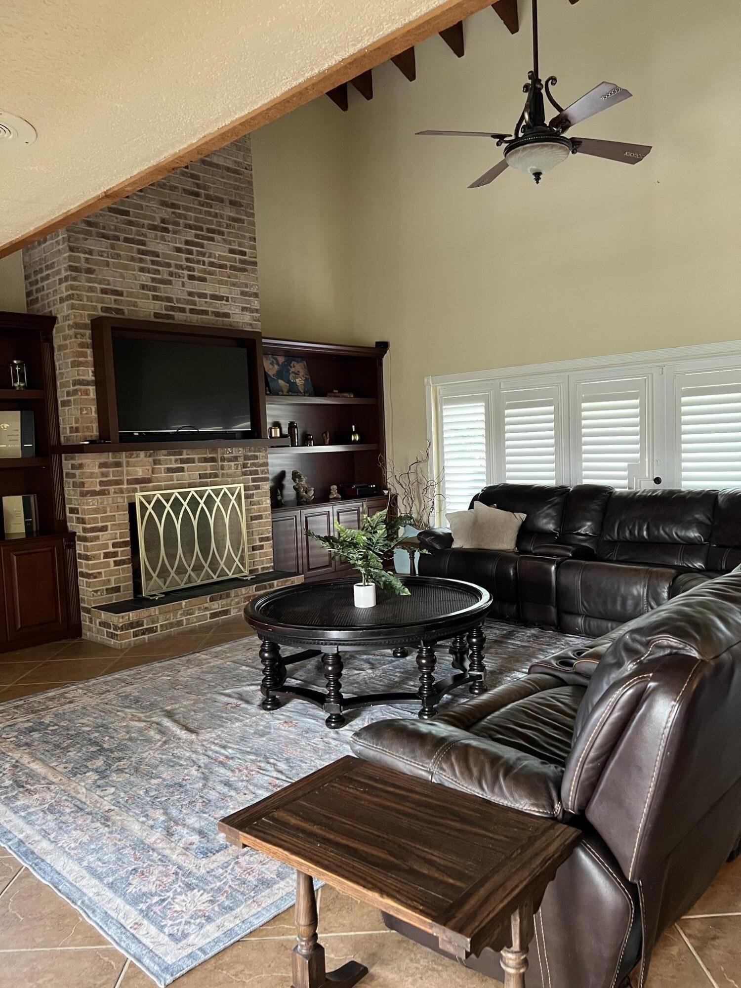 TARA ESTATES AS - Residential