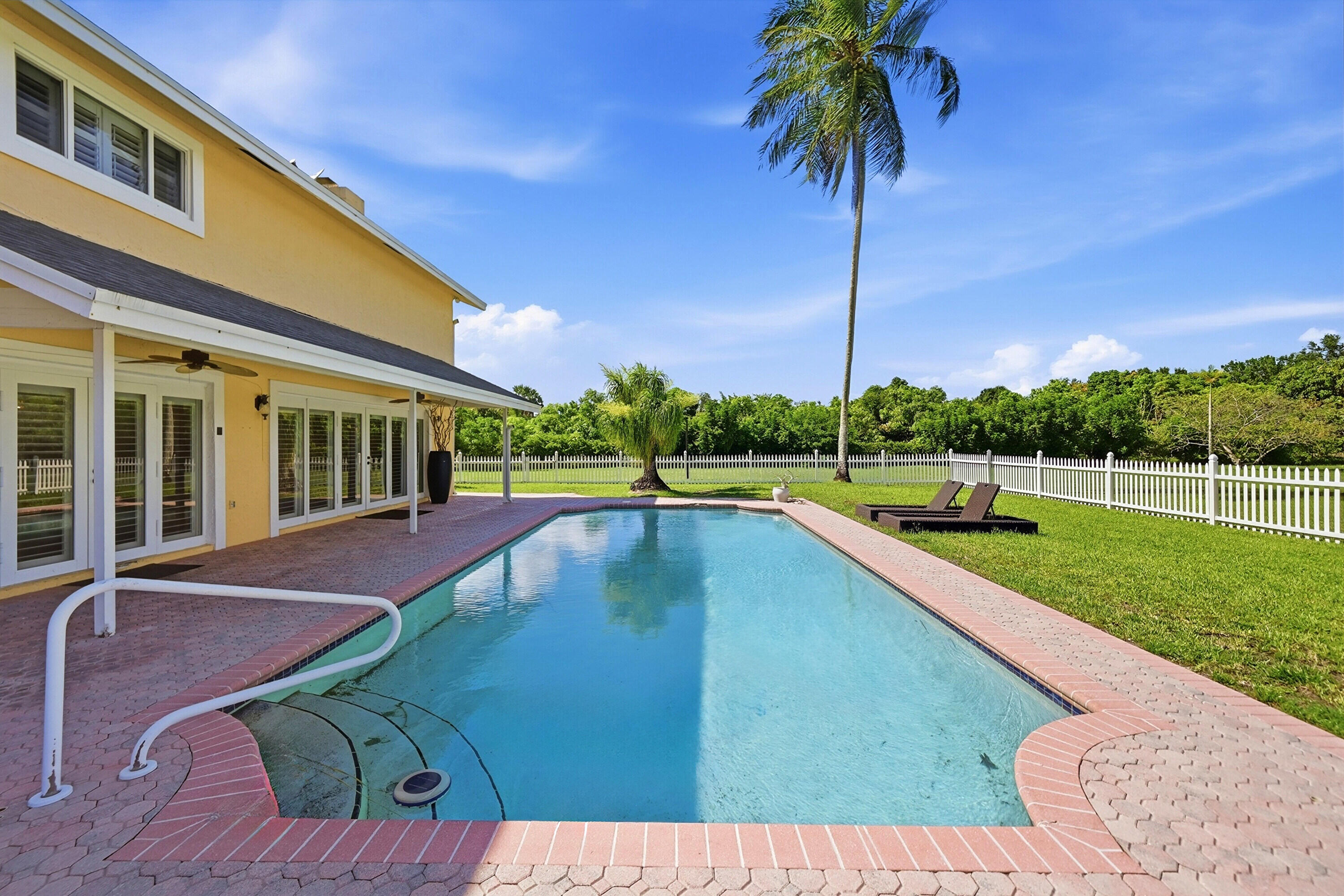 TARA ESTATES AS - Residential