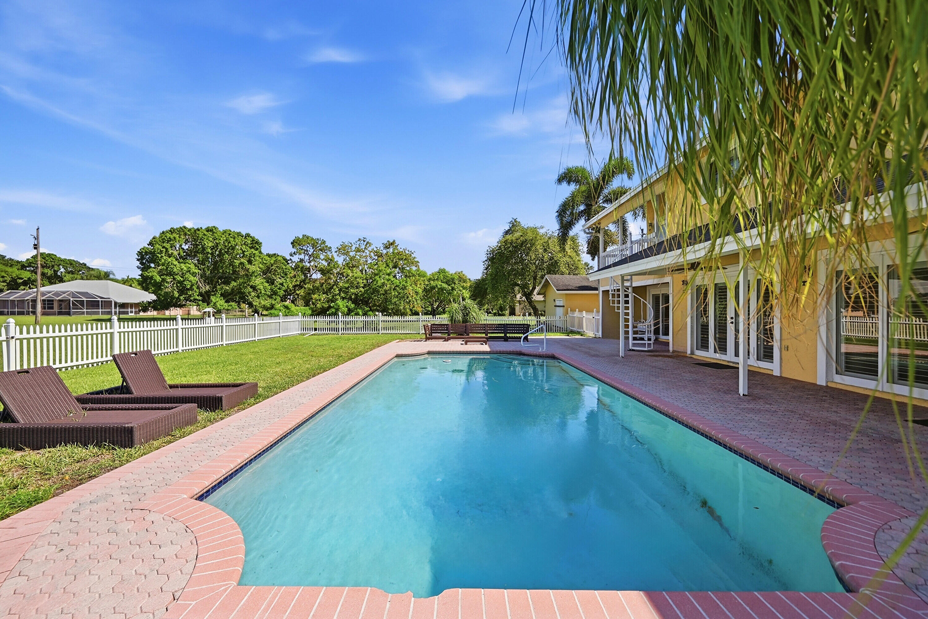 TARA ESTATES AS - Residential