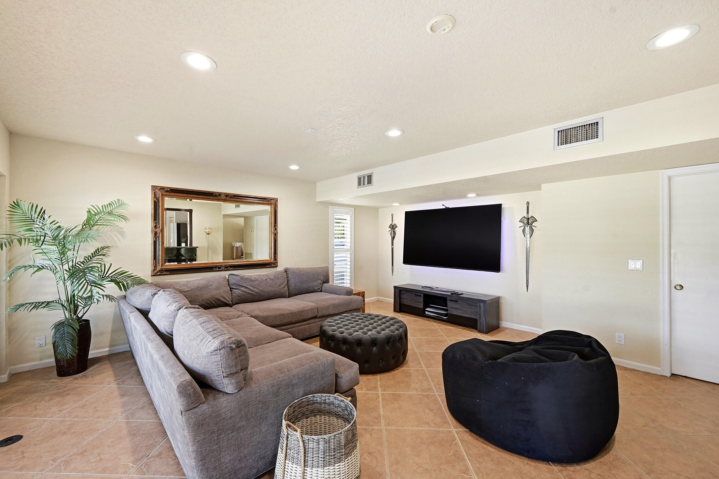 TARA ESTATES AS - Residential