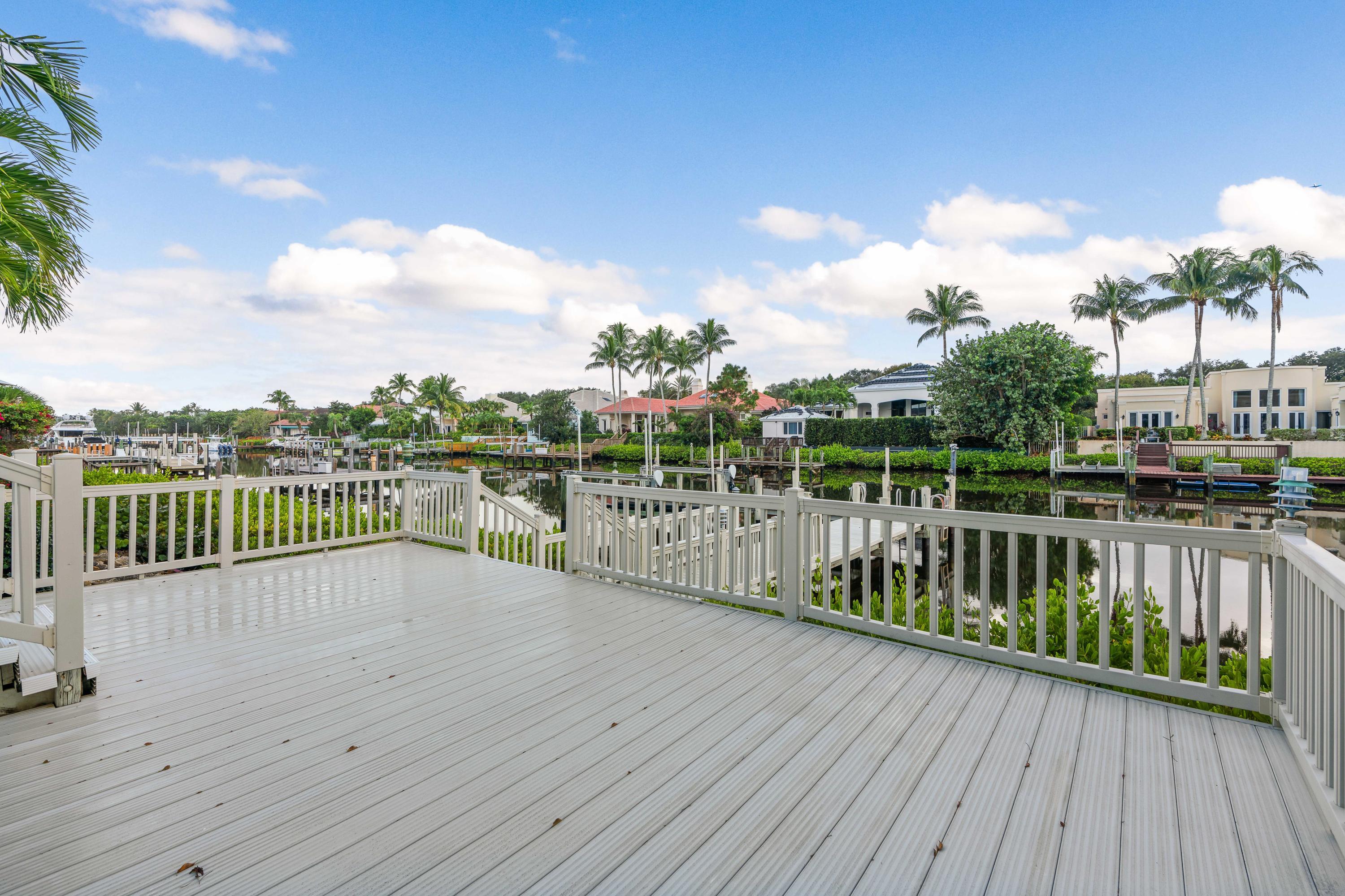 ADMIRALS COVE - Residential Lease