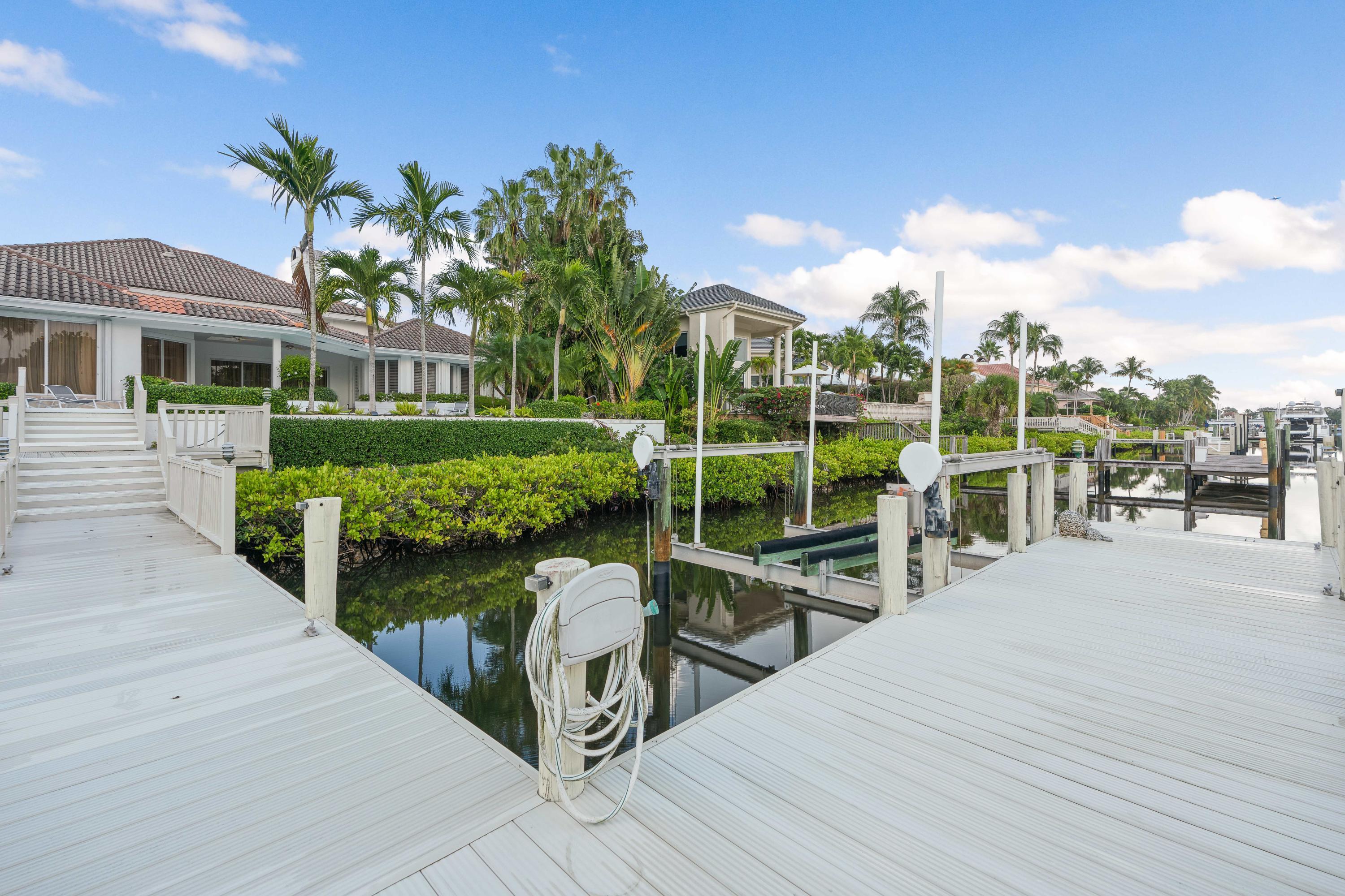 ADMIRALS COVE - Residential Lease