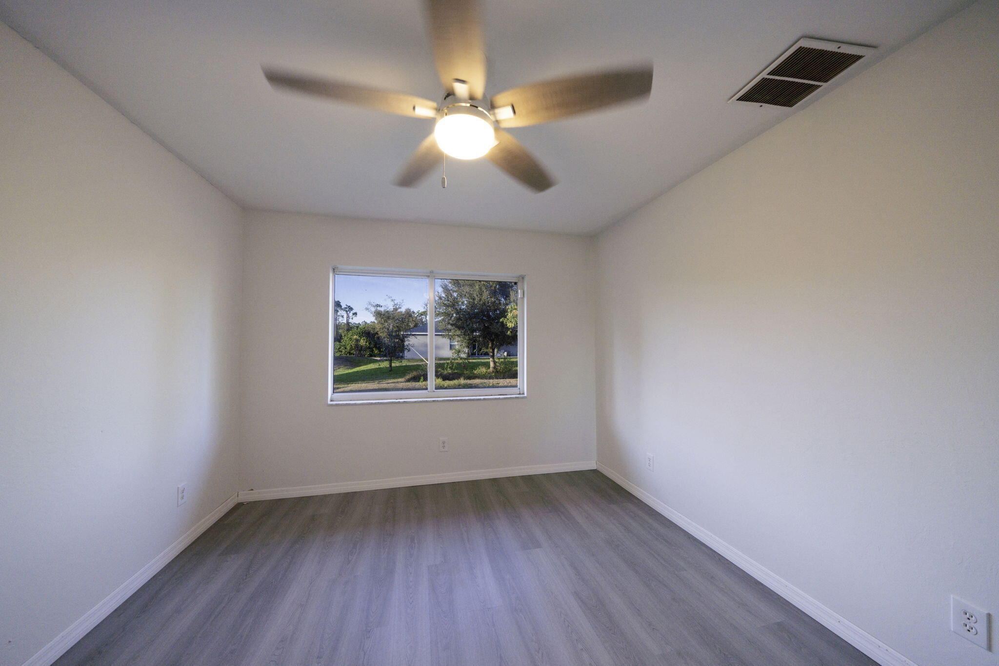 LEHUGH ACRES - Residential