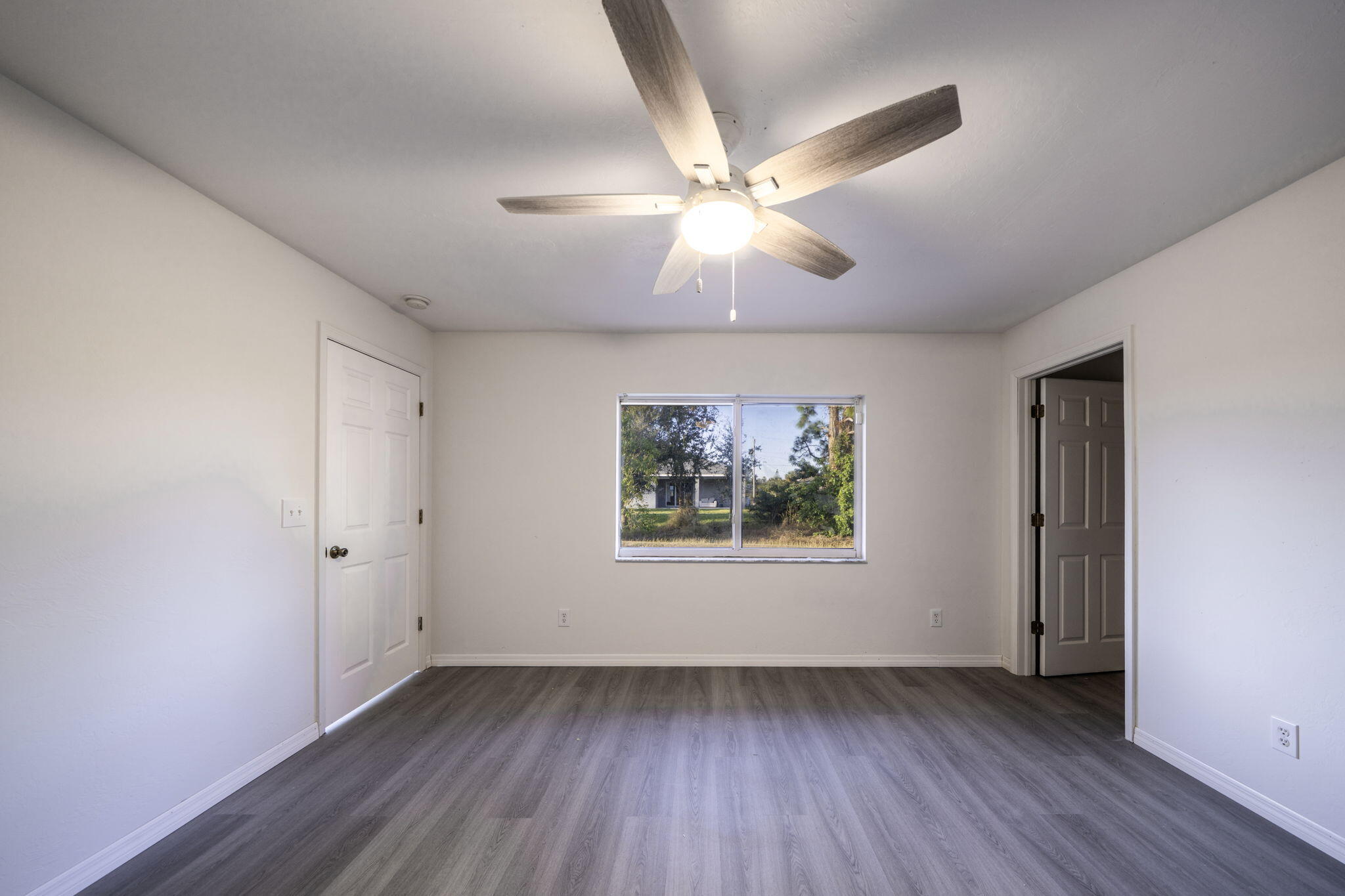 LEHUGH ACRES - Residential