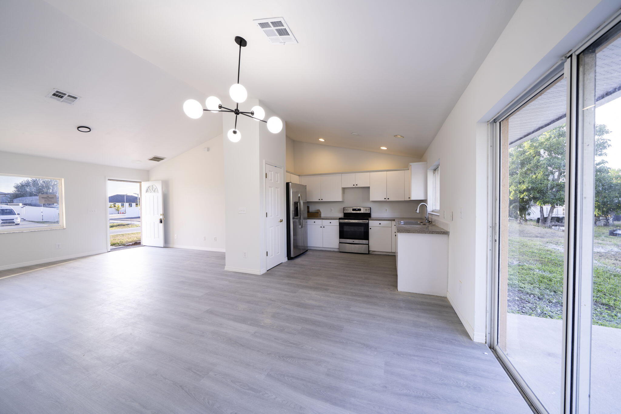 LEHUGH ACRES - Residential
