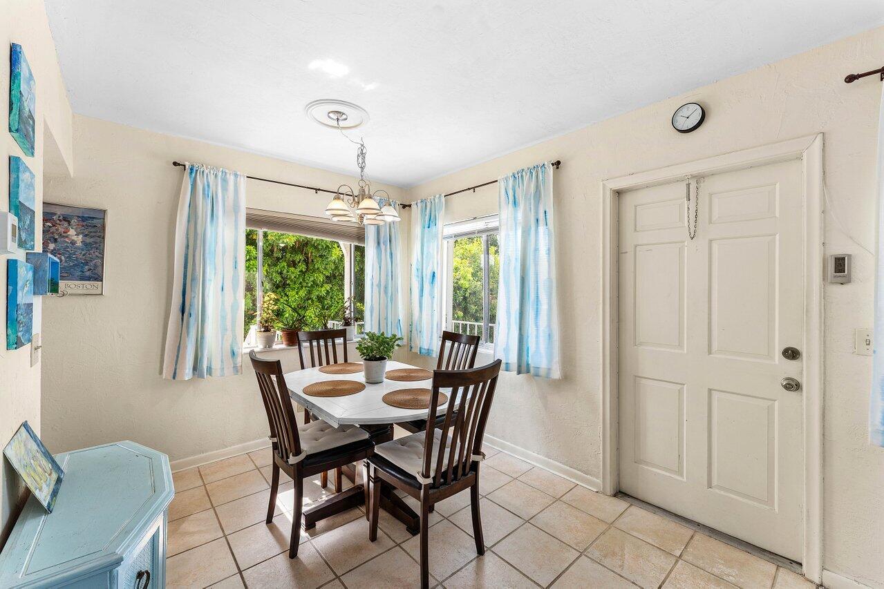 MURRY HILLS APT BLDG CONDO - Residential