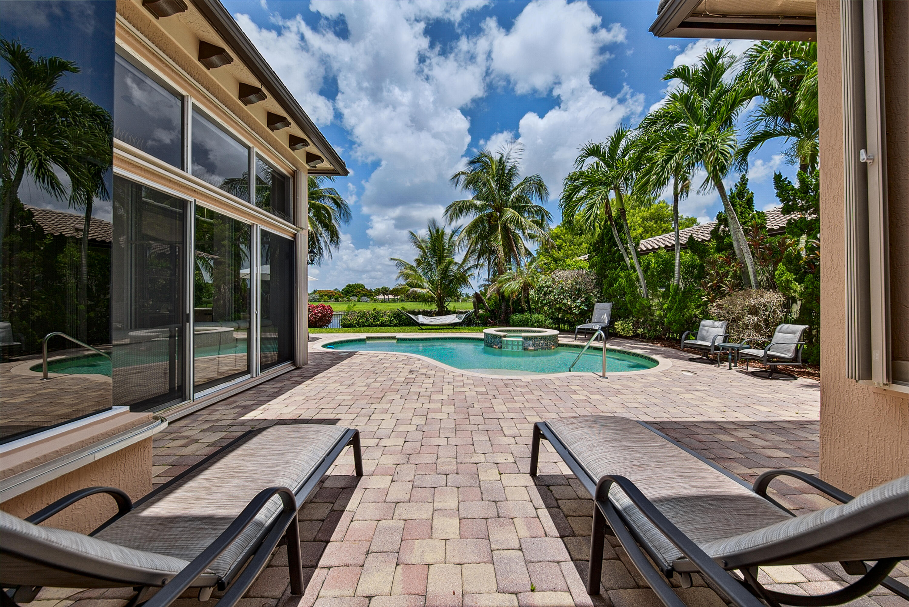 HERON BAY CENTRAL - Residential