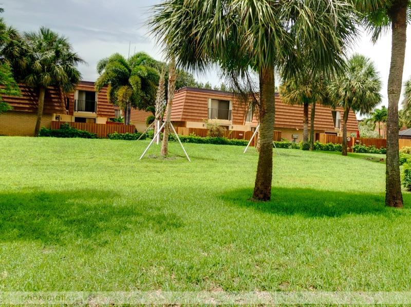 RIVER - Residential Lease