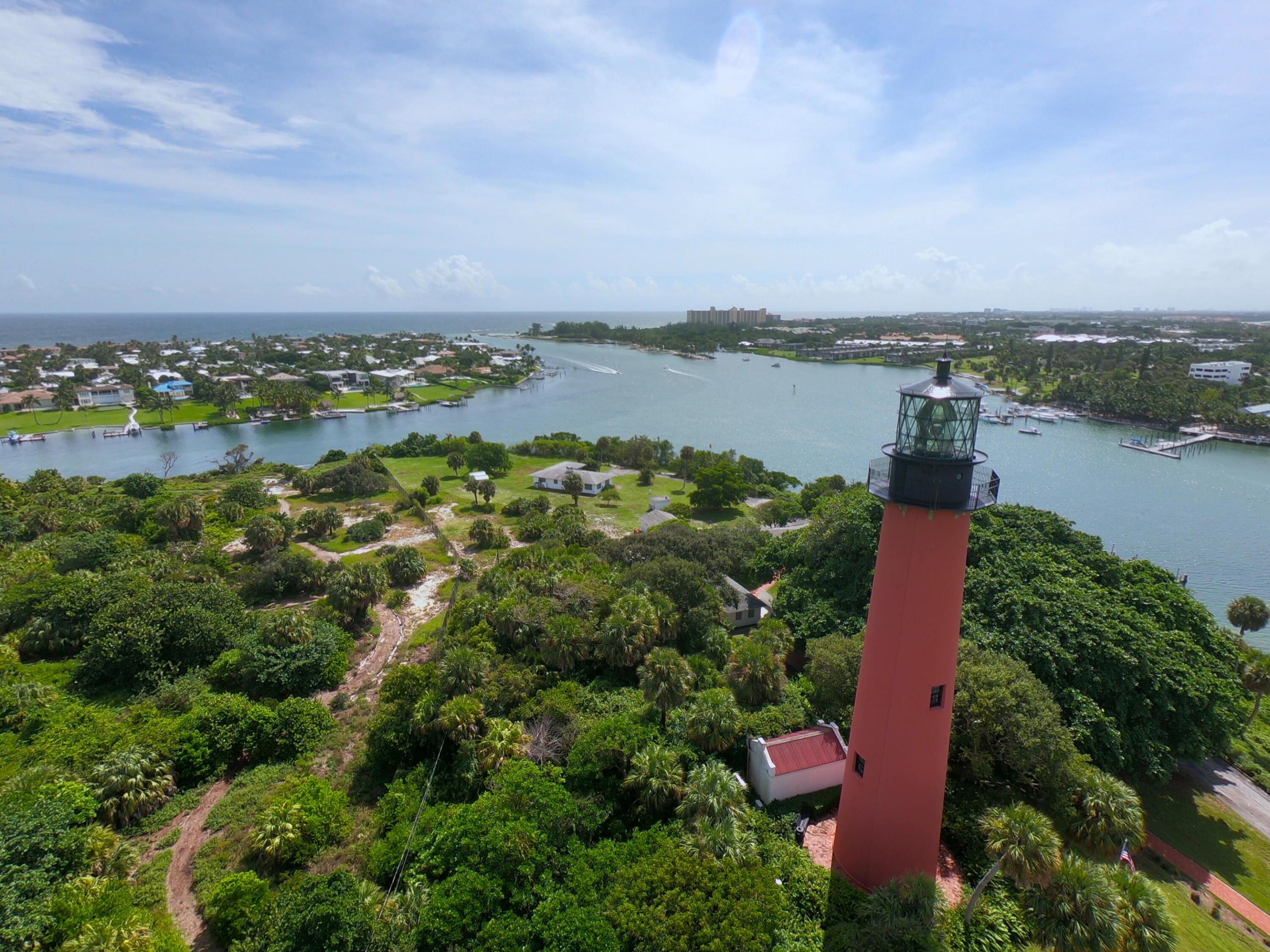 RIVER - Residential Lease