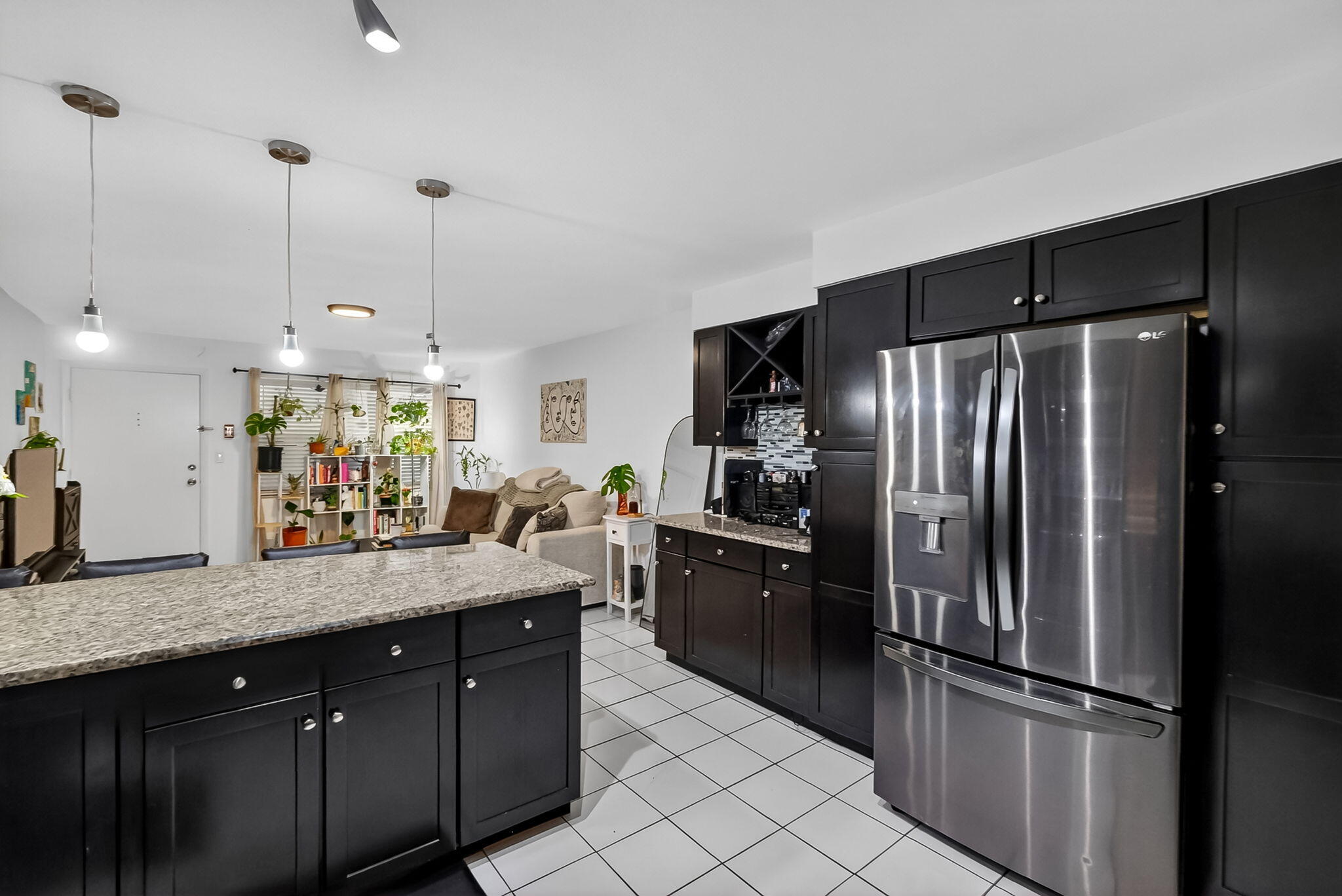 THE CASTILLE CONDO - Residential