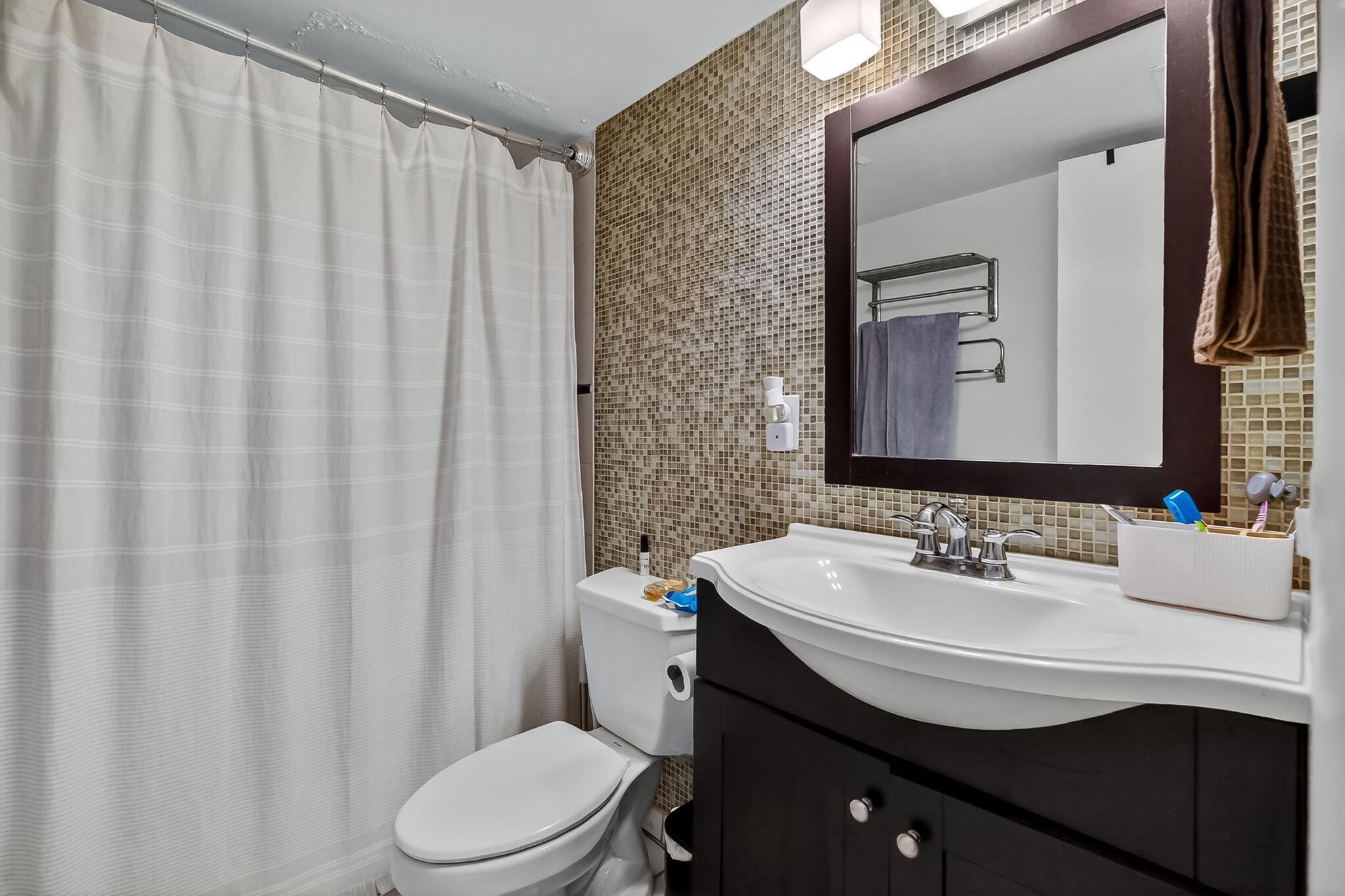 THE CASTILLE CONDO - Residential