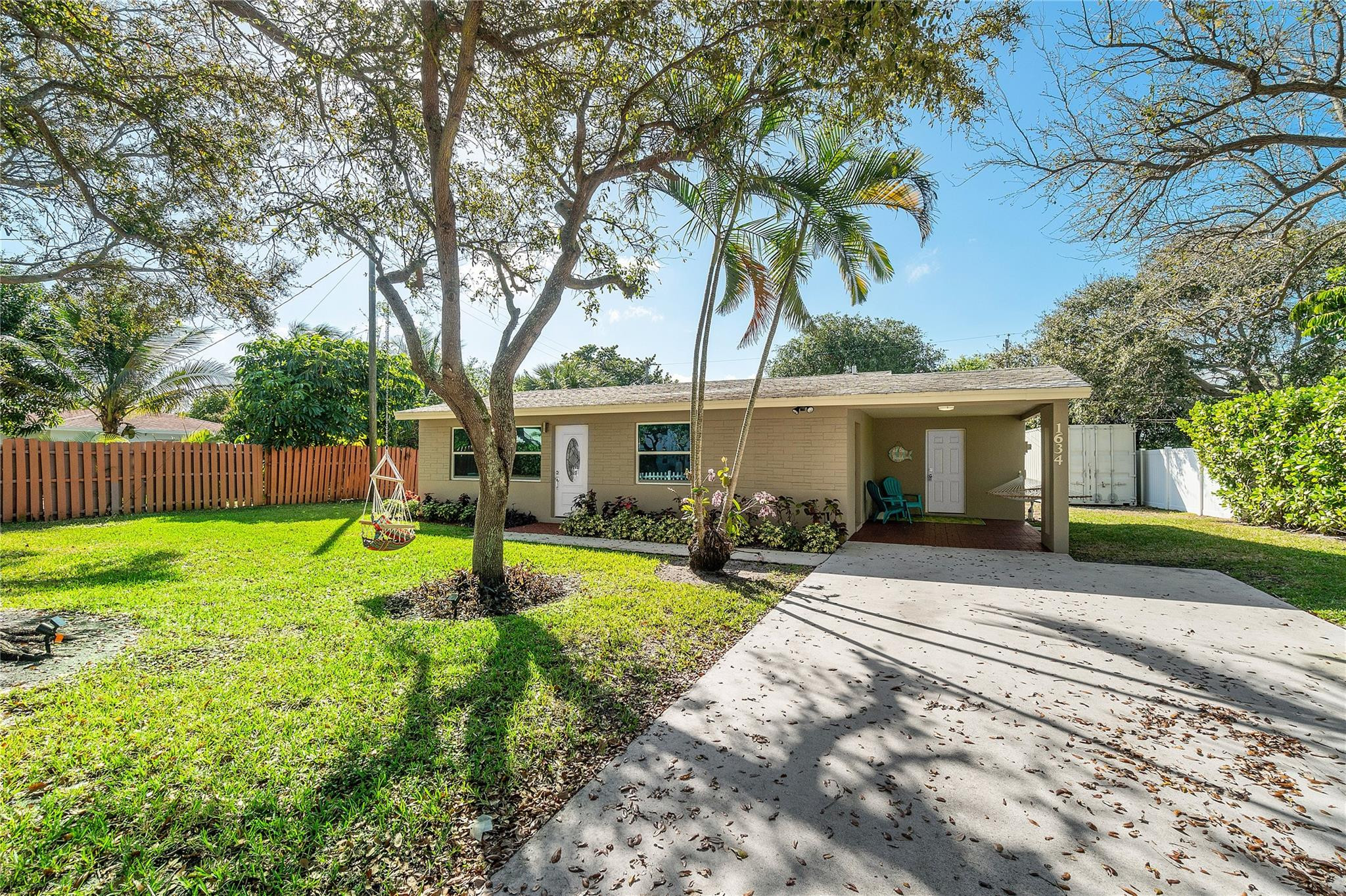 PLUMOSA PARK SEC A, B AND D - Residential
