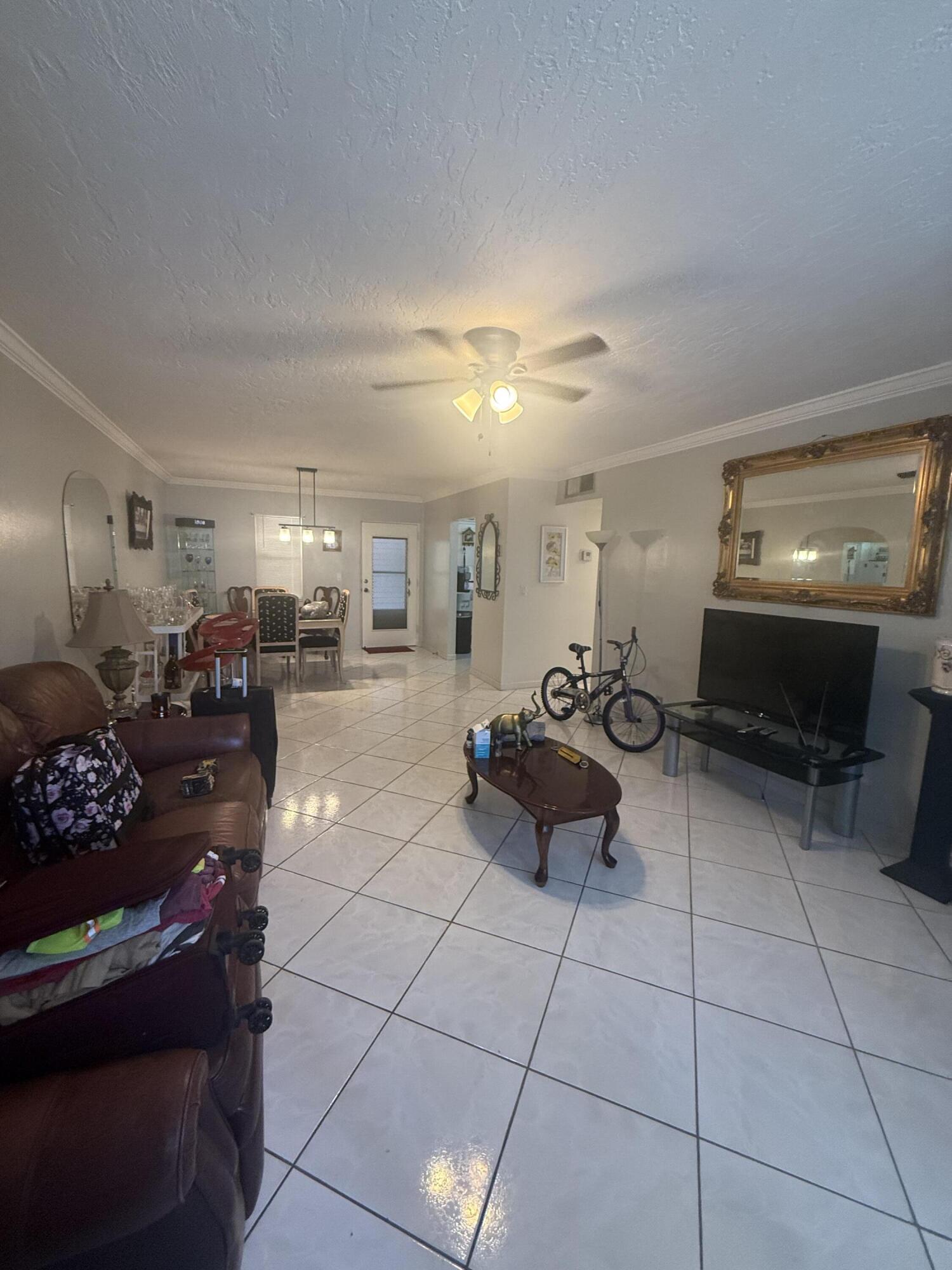 SOMERSET - Residential