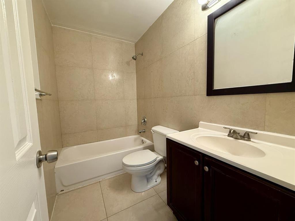 RESUB OF HIGHLAND ESTATES - Residential Lease