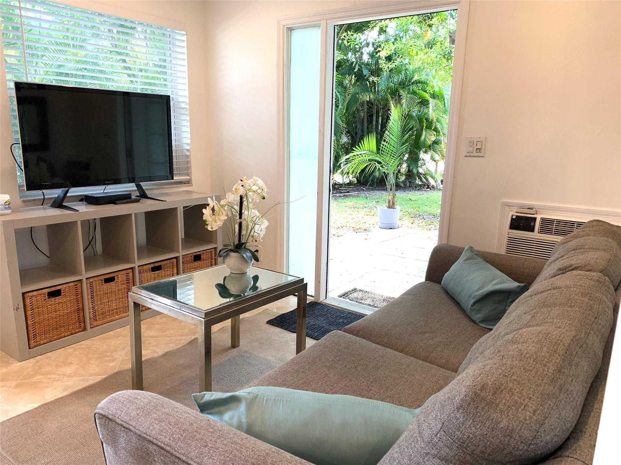 CROISSANT PARK RIVER SEC - Residential Income