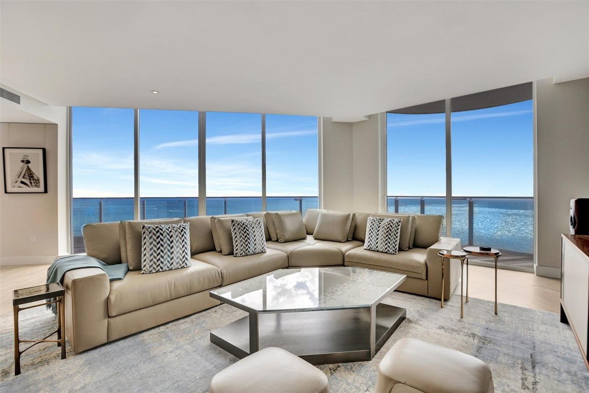 Four Seasons - Residential