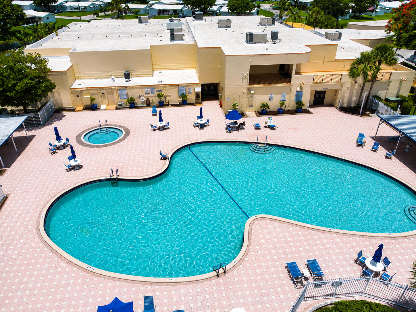 LAUDERDALE WEST 2 SEC - Residential