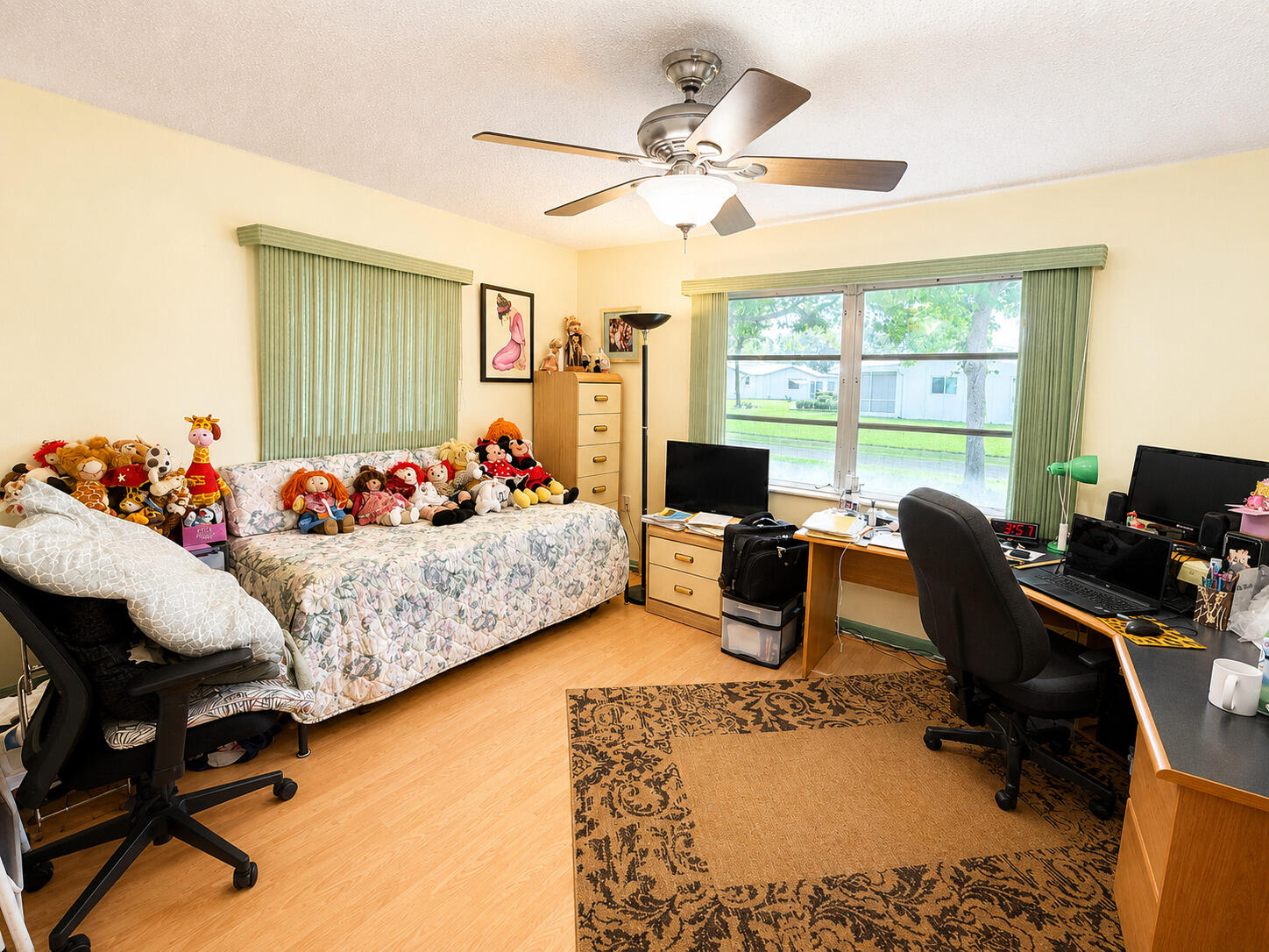 LAUDERDALE WEST 2 SEC - Residential
