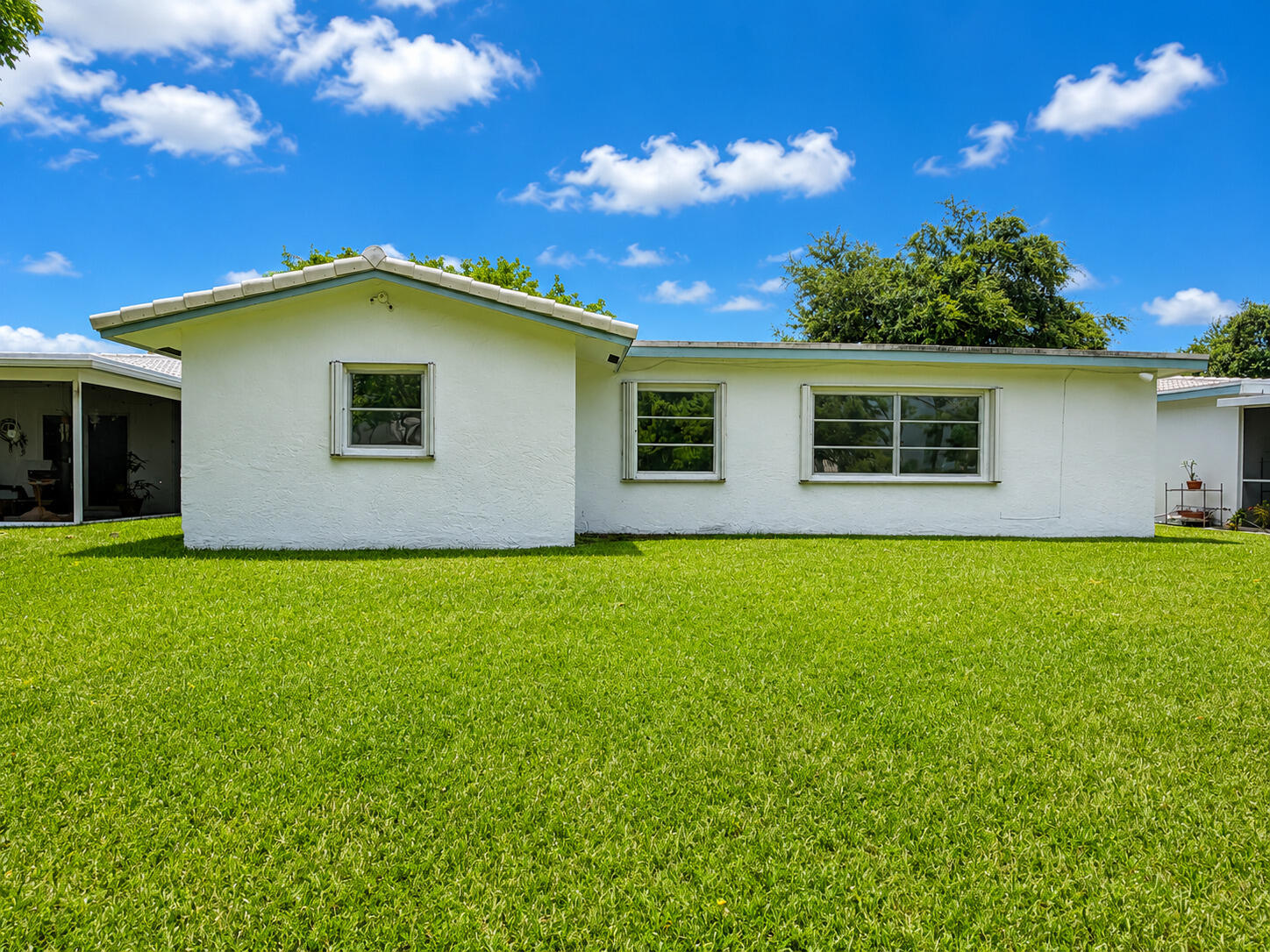 LAUDERDALE WEST 2 SEC - Residential
