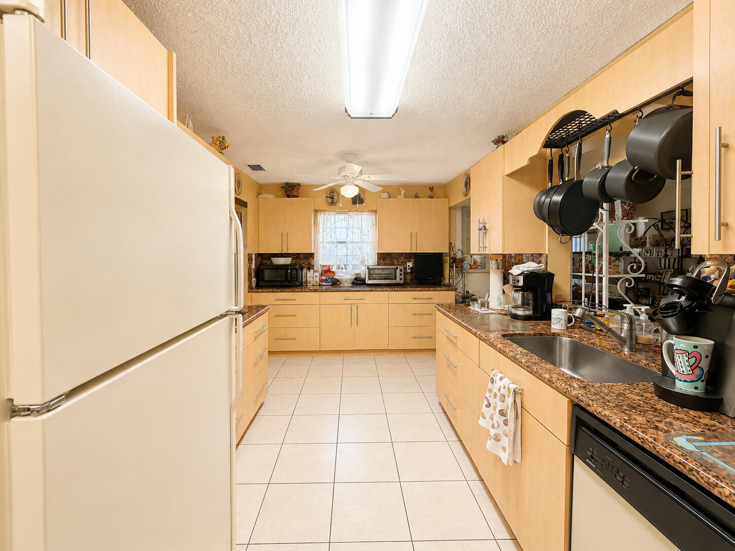 LAUDERDALE WEST 2 SEC - Residential