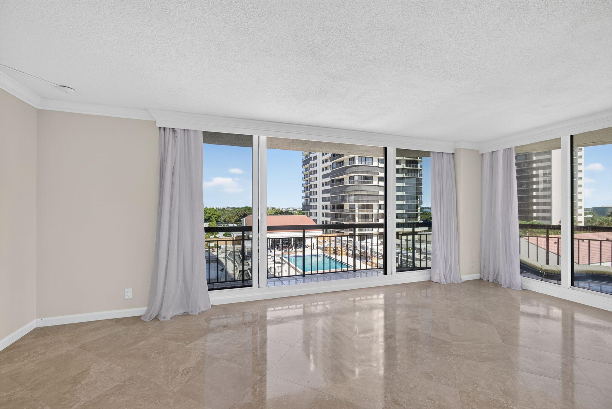 MARTINIQUE 2 CONDO - Residential