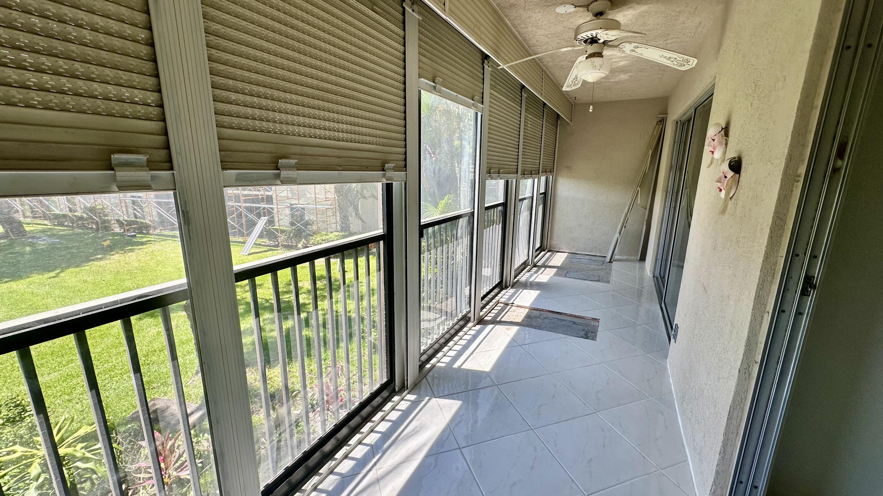 HUNTINGTON LAKES SEC ONE CONDOS - Residential