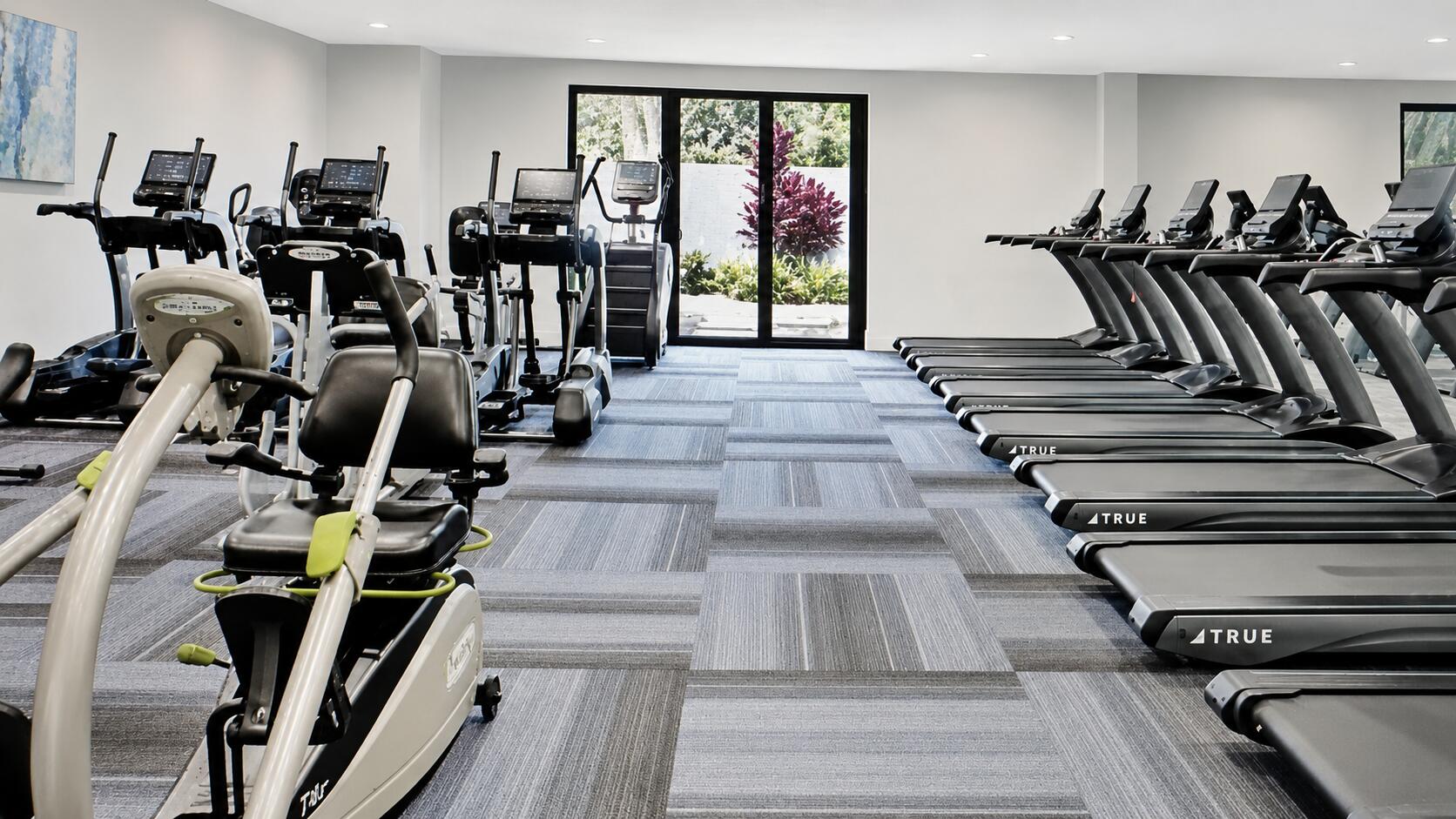 HUNTINGTON LAKES SEC ONE CONDOS - Residential