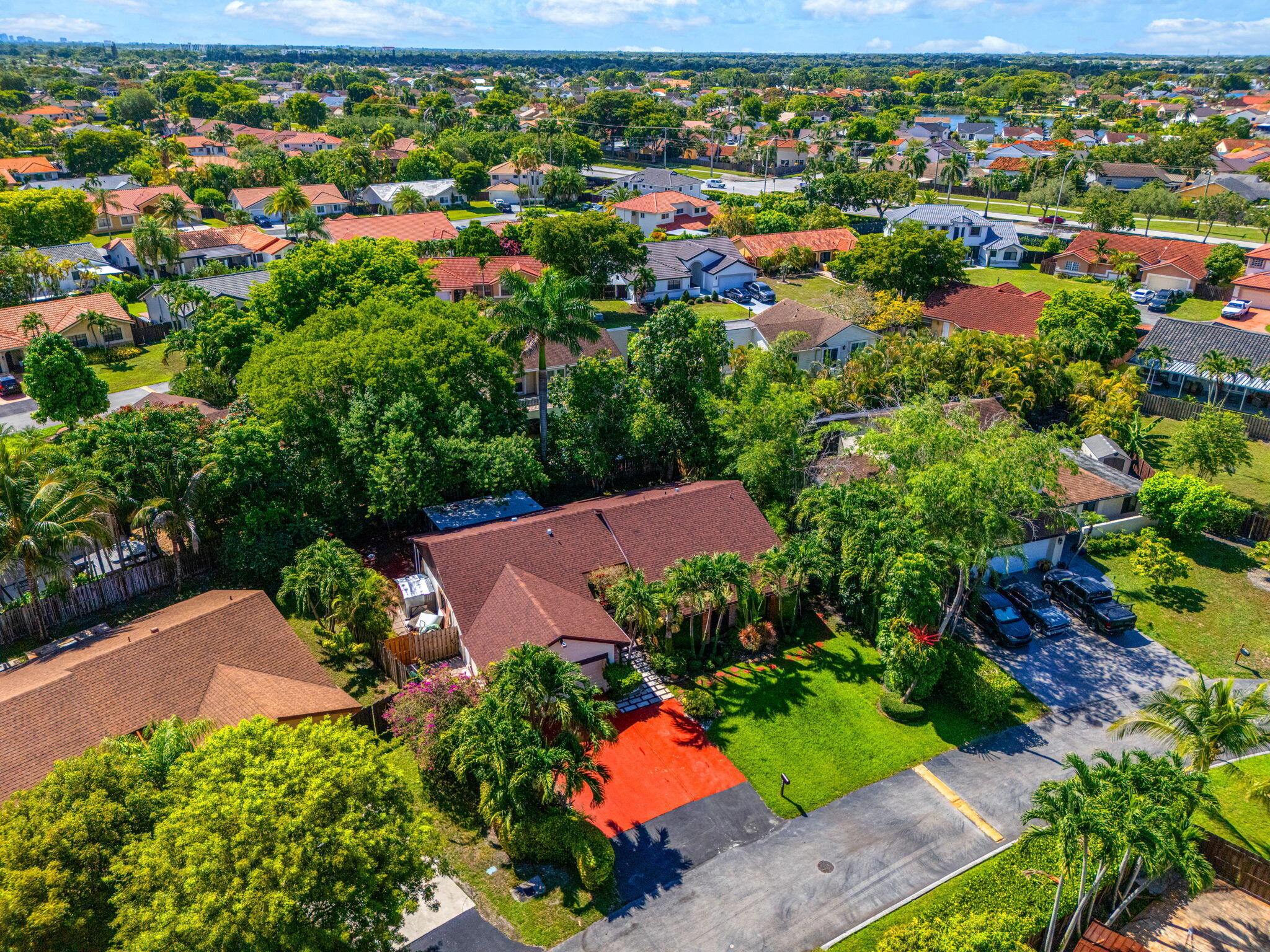 LAKES OF THE MEADOW SEC 4 - Residential