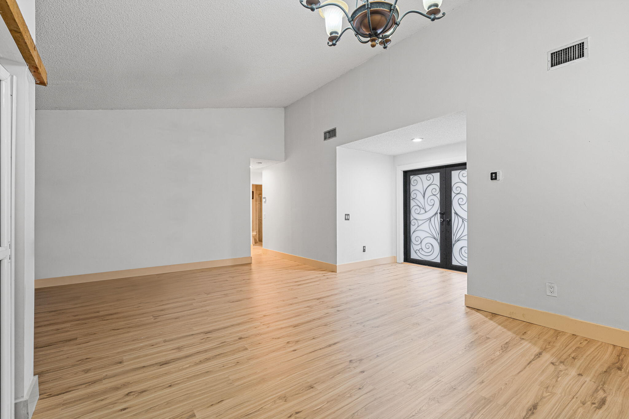 LAKES OF THE MEADOW SEC 4 - Residential