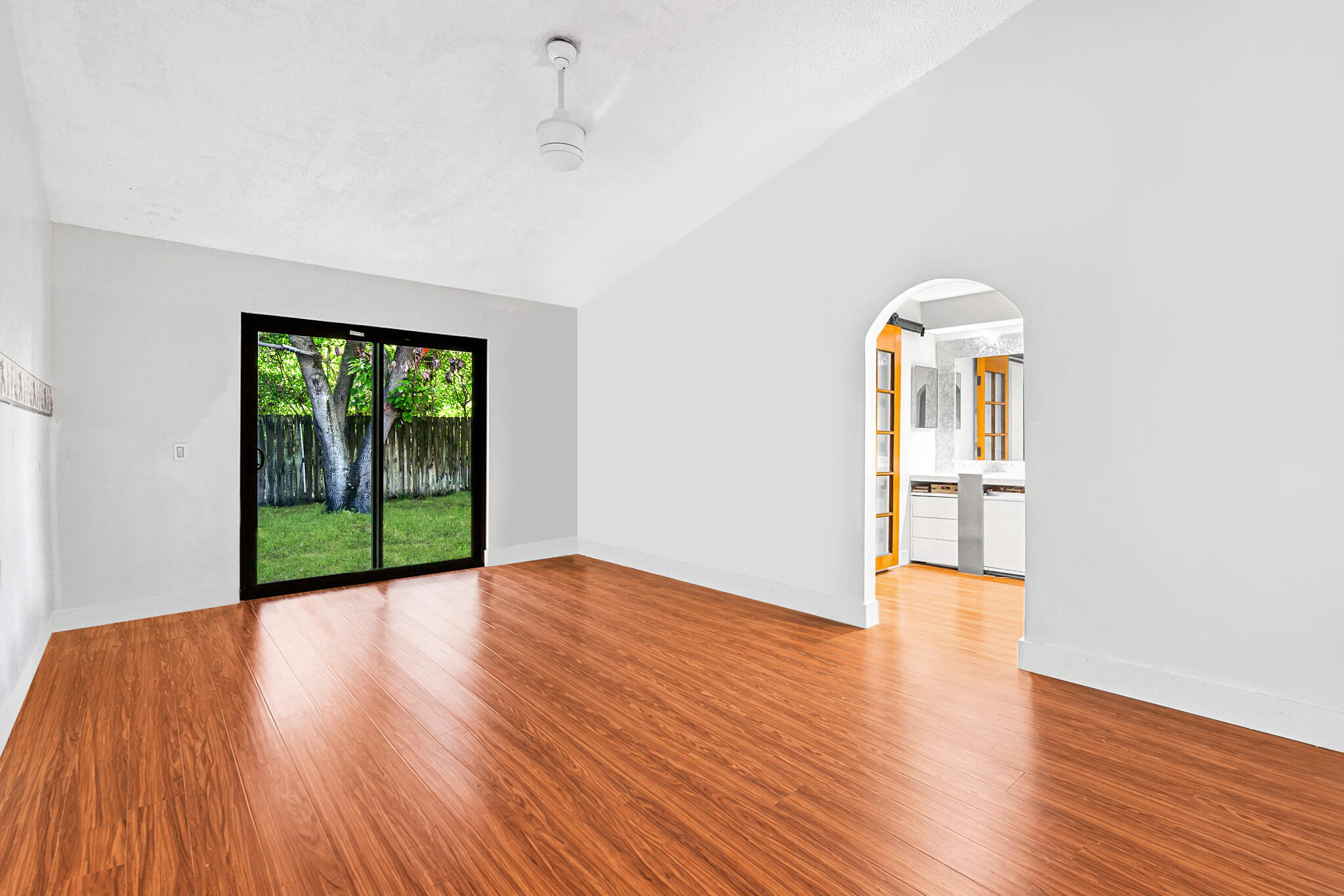 LAKES OF THE MEADOW SEC 4 - Residential