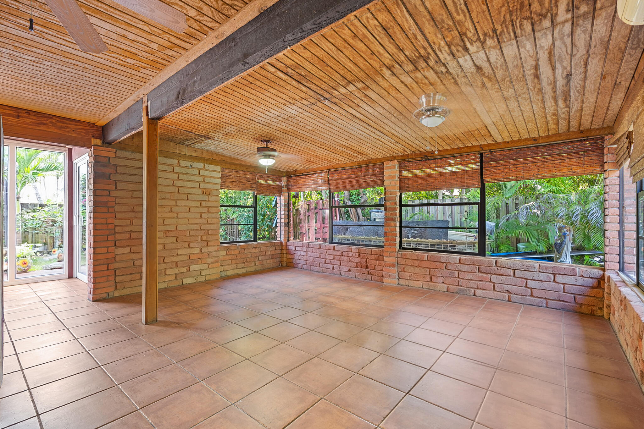 LAKES OF THE MEADOW SEC 4 - Residential
