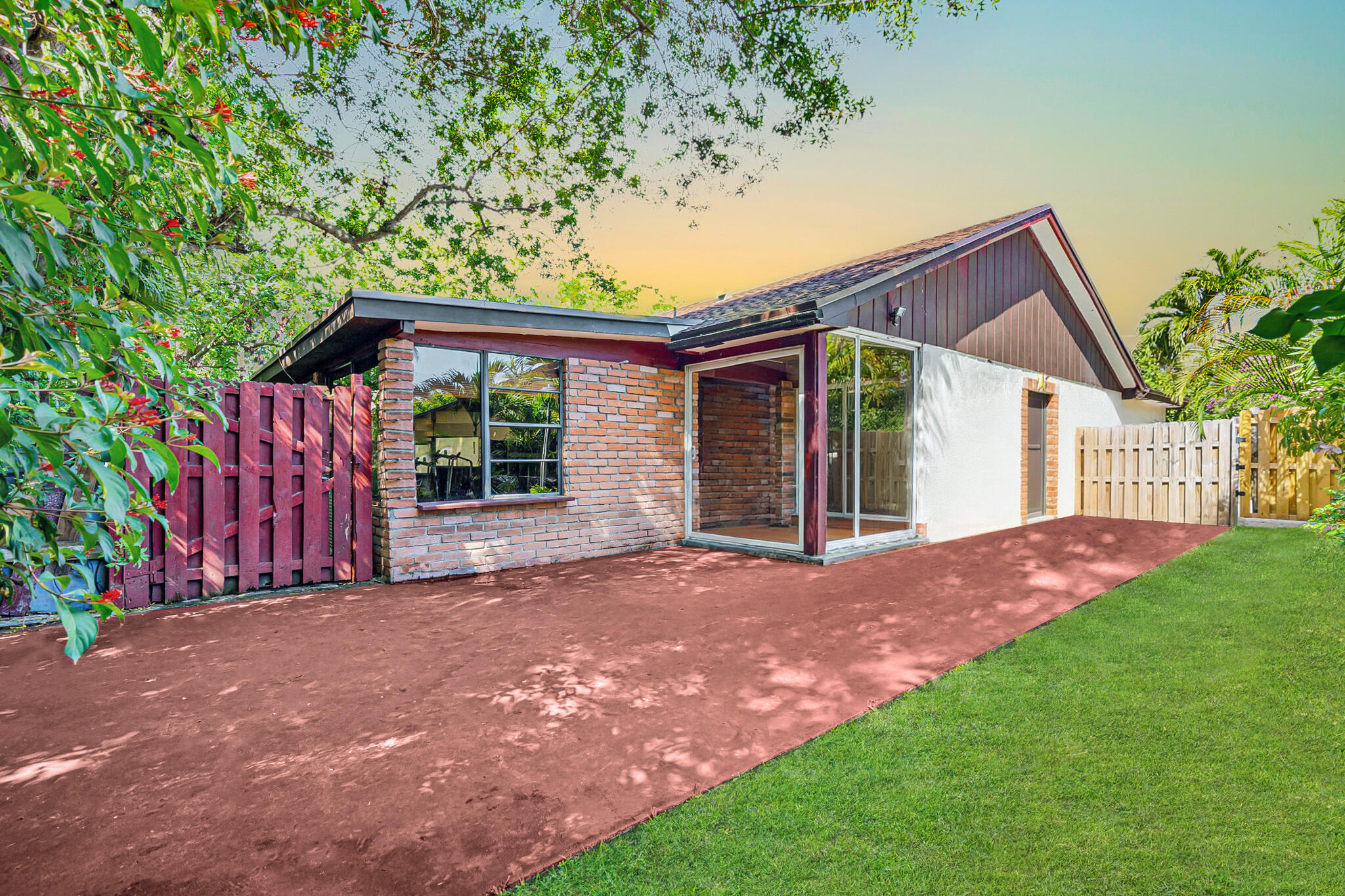 LAKES OF THE MEADOW SEC 4 - Residential