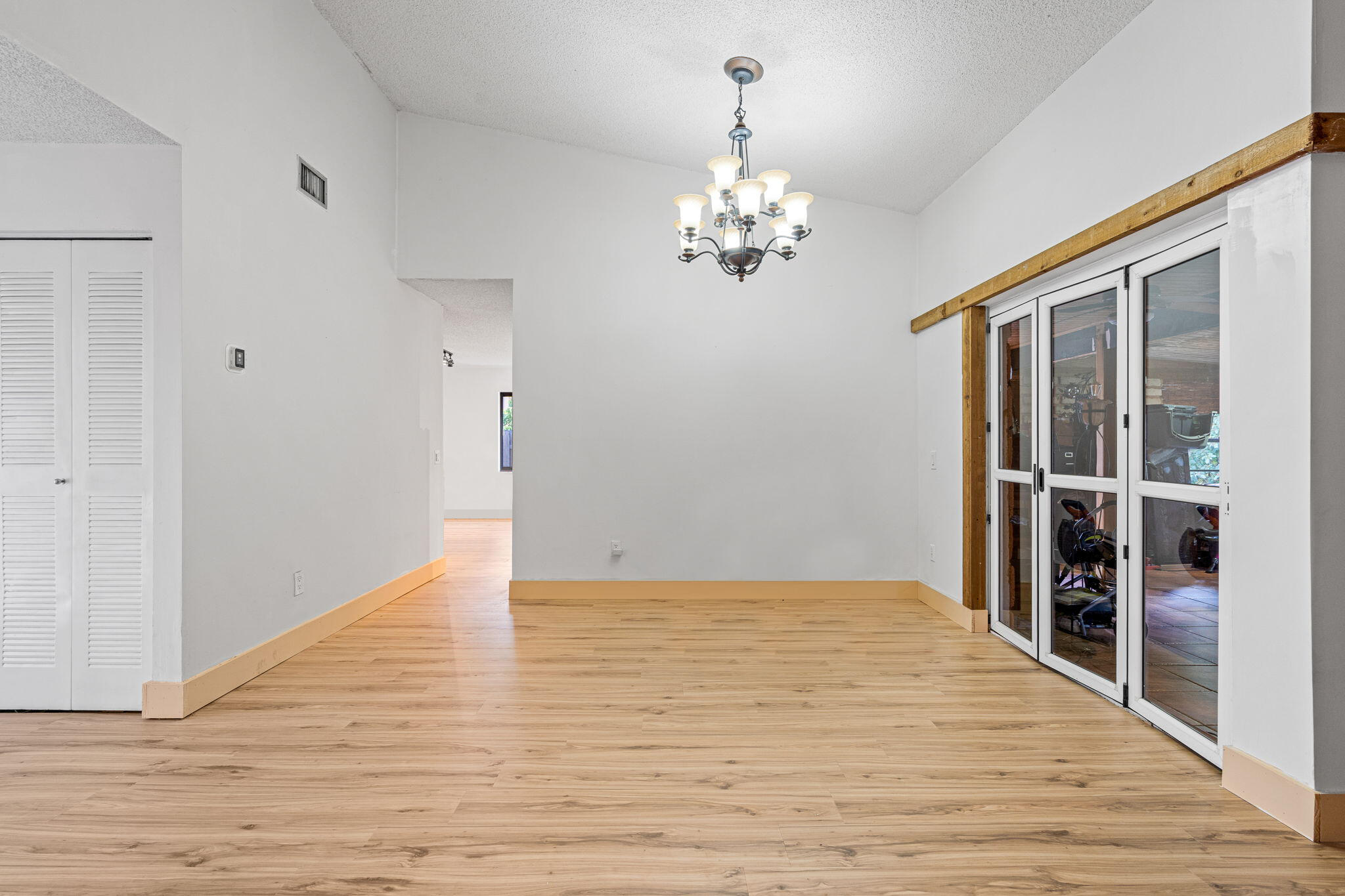 LAKES OF THE MEADOW SEC 4 - Residential