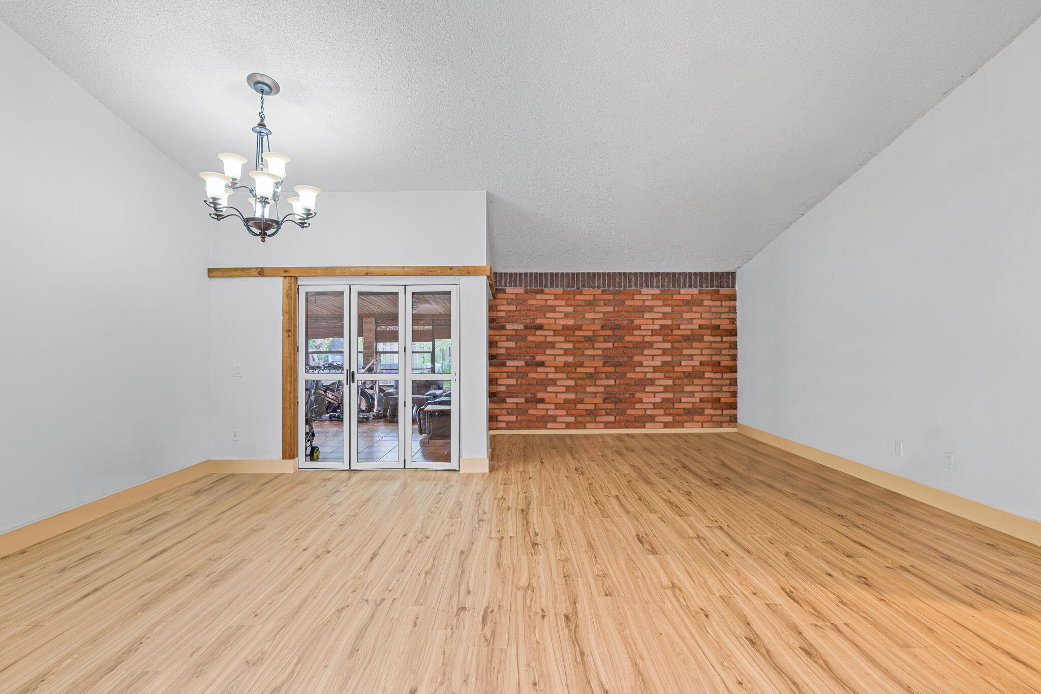 LAKES OF THE MEADOW SEC 4 - Residential