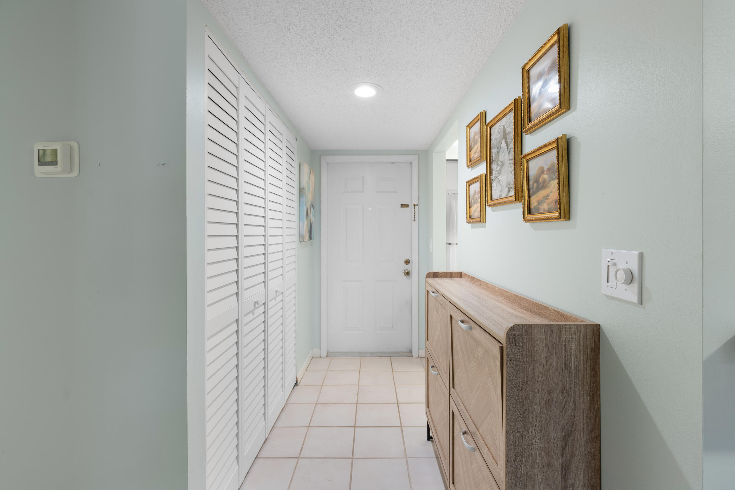 PARKVIEW CONDO - Residential Lease