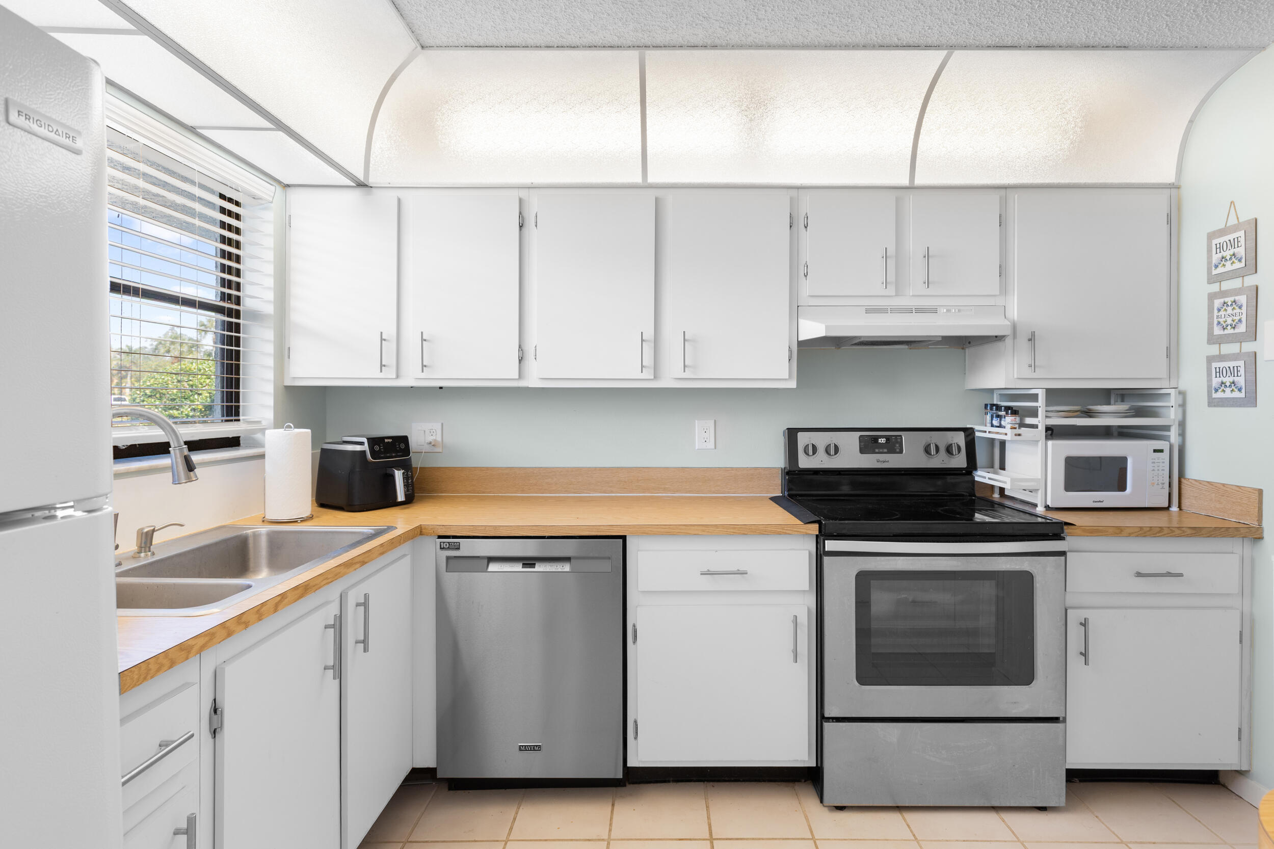 PARKVIEW CONDO - Residential Lease