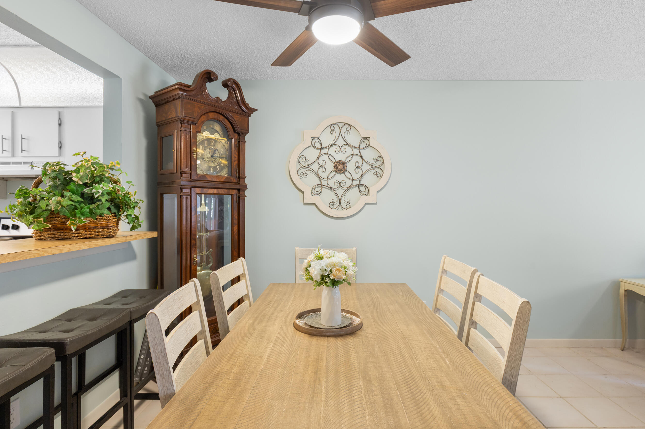 PARKVIEW CONDO - Residential Lease