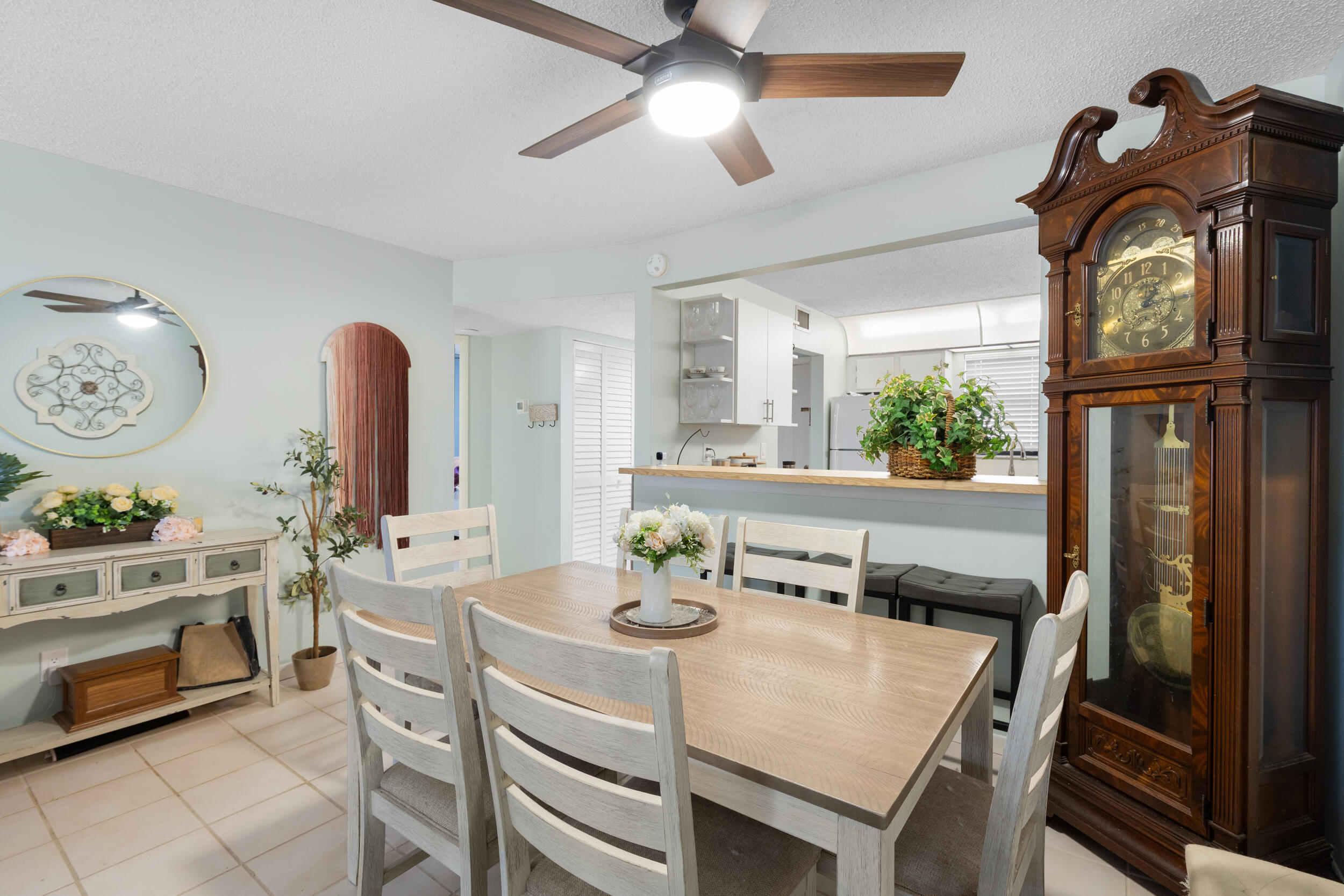 PARKVIEW CONDO - Residential Lease
