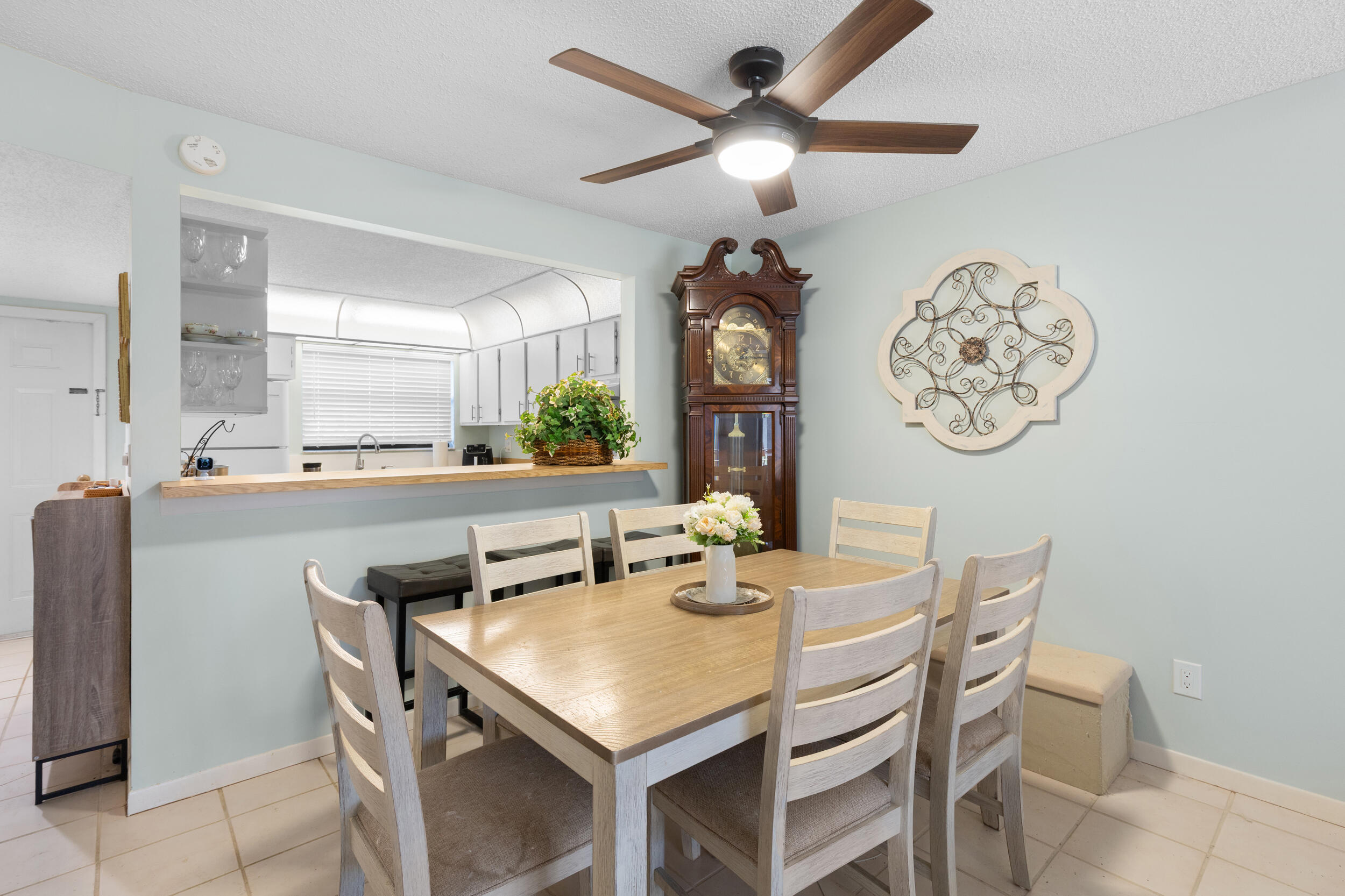 PARKVIEW CONDO - Residential Lease