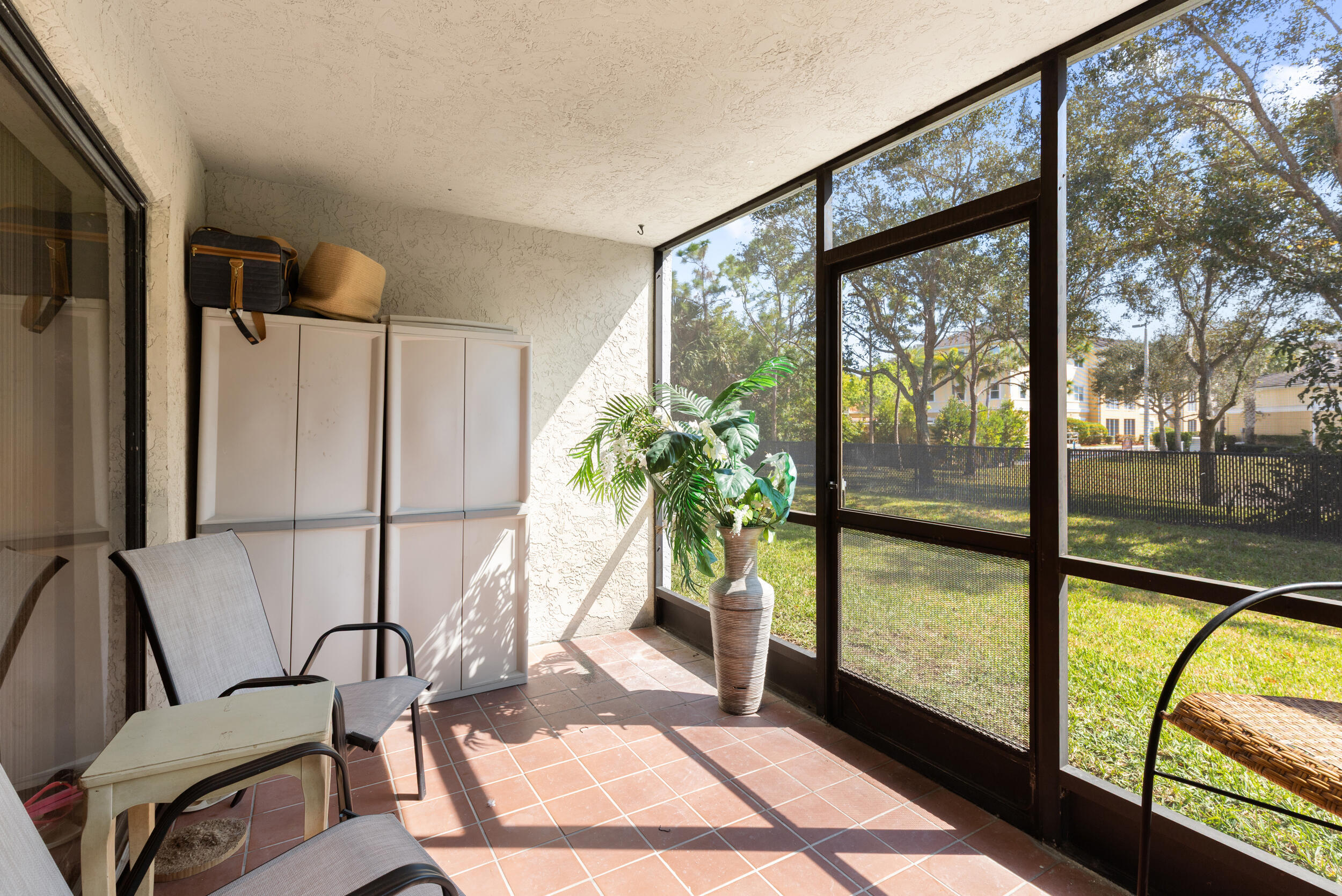 PARKVIEW CONDO - Residential Lease