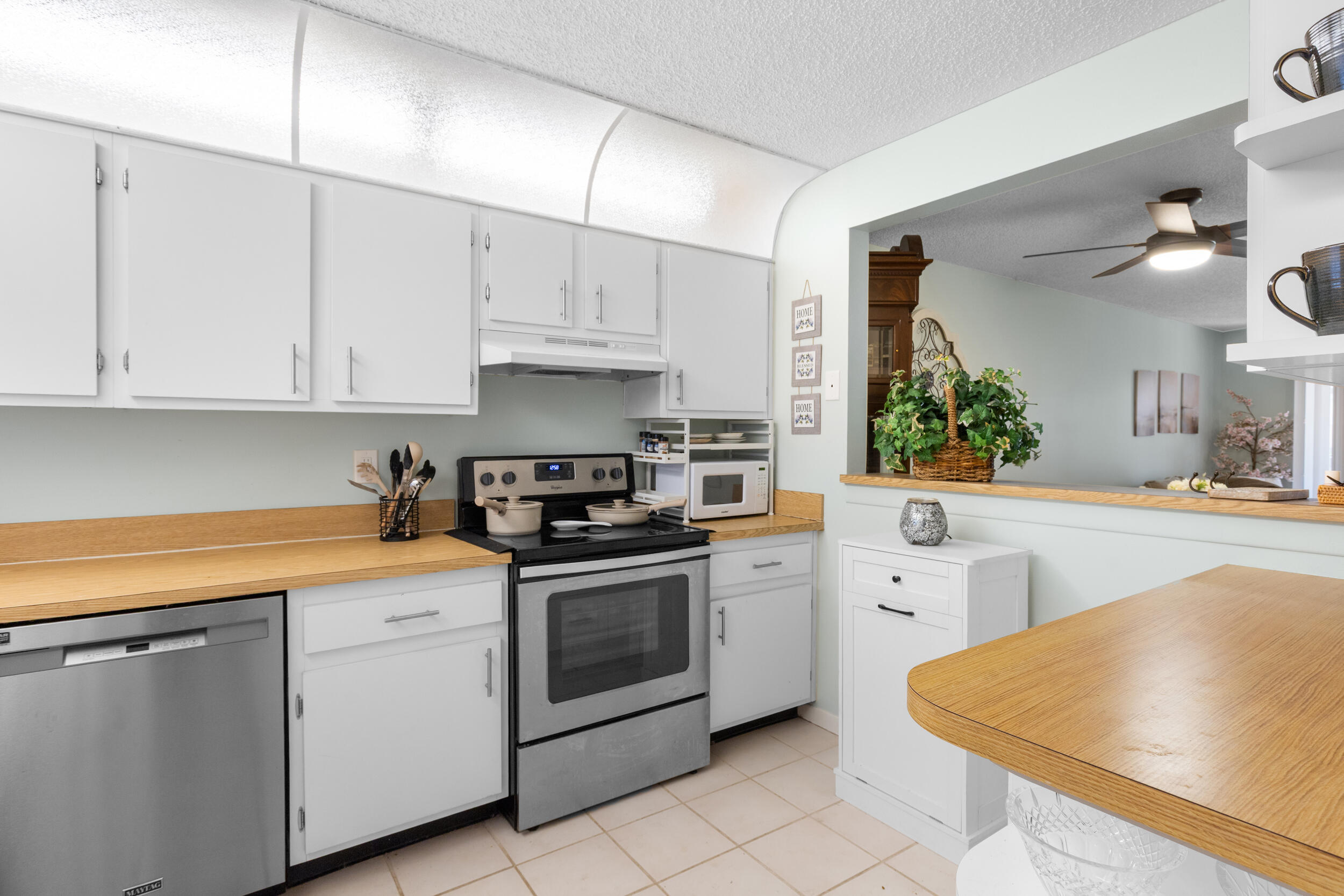 PARKVIEW CONDO - Residential Lease