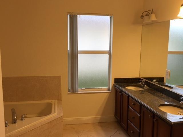 PORT ST LUCIE SECTION 12 - Residential Lease